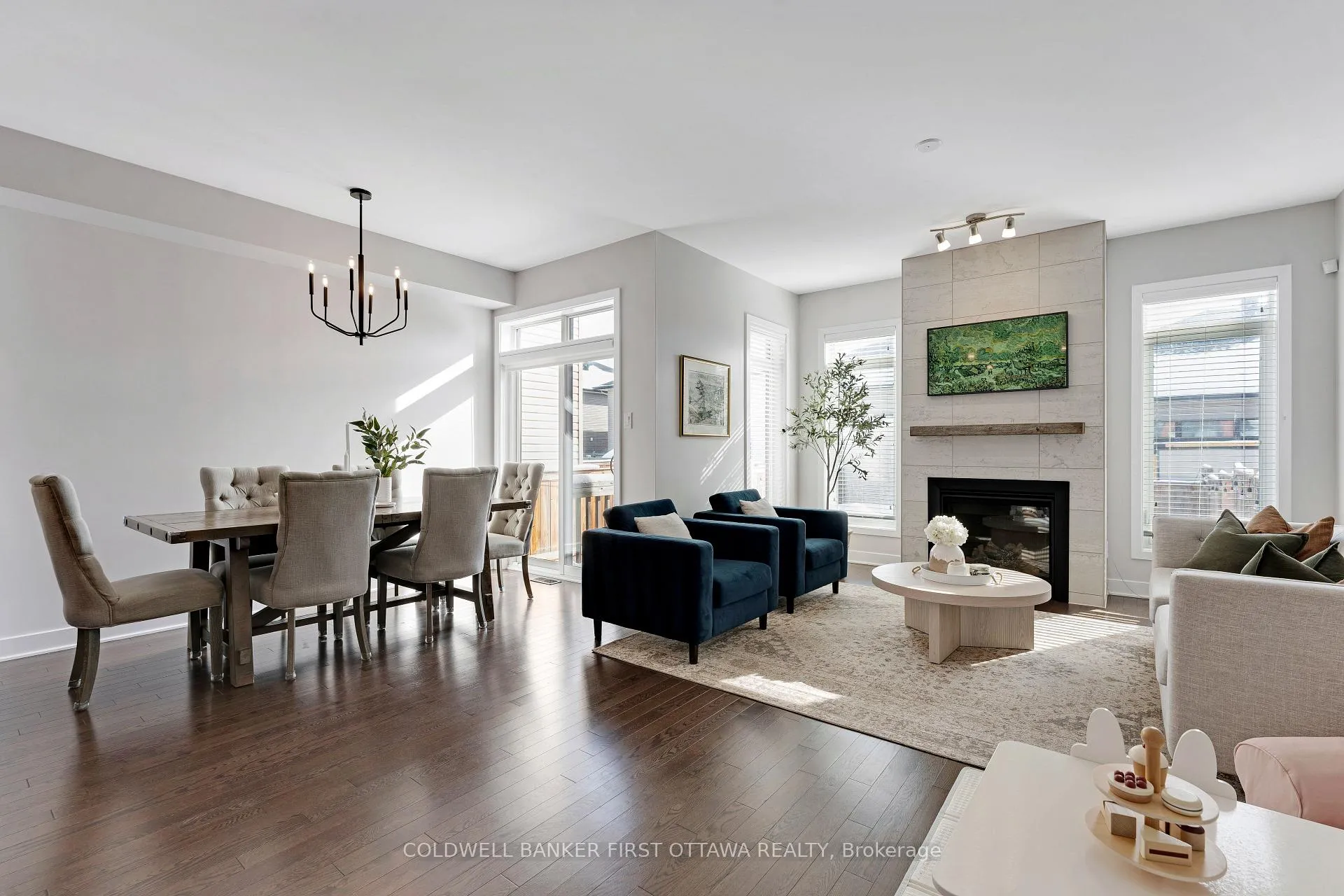 Photo 12 of 422 Markdale Terrace, Ottawa, Riverside South/Gloucester Glen — HOMEH