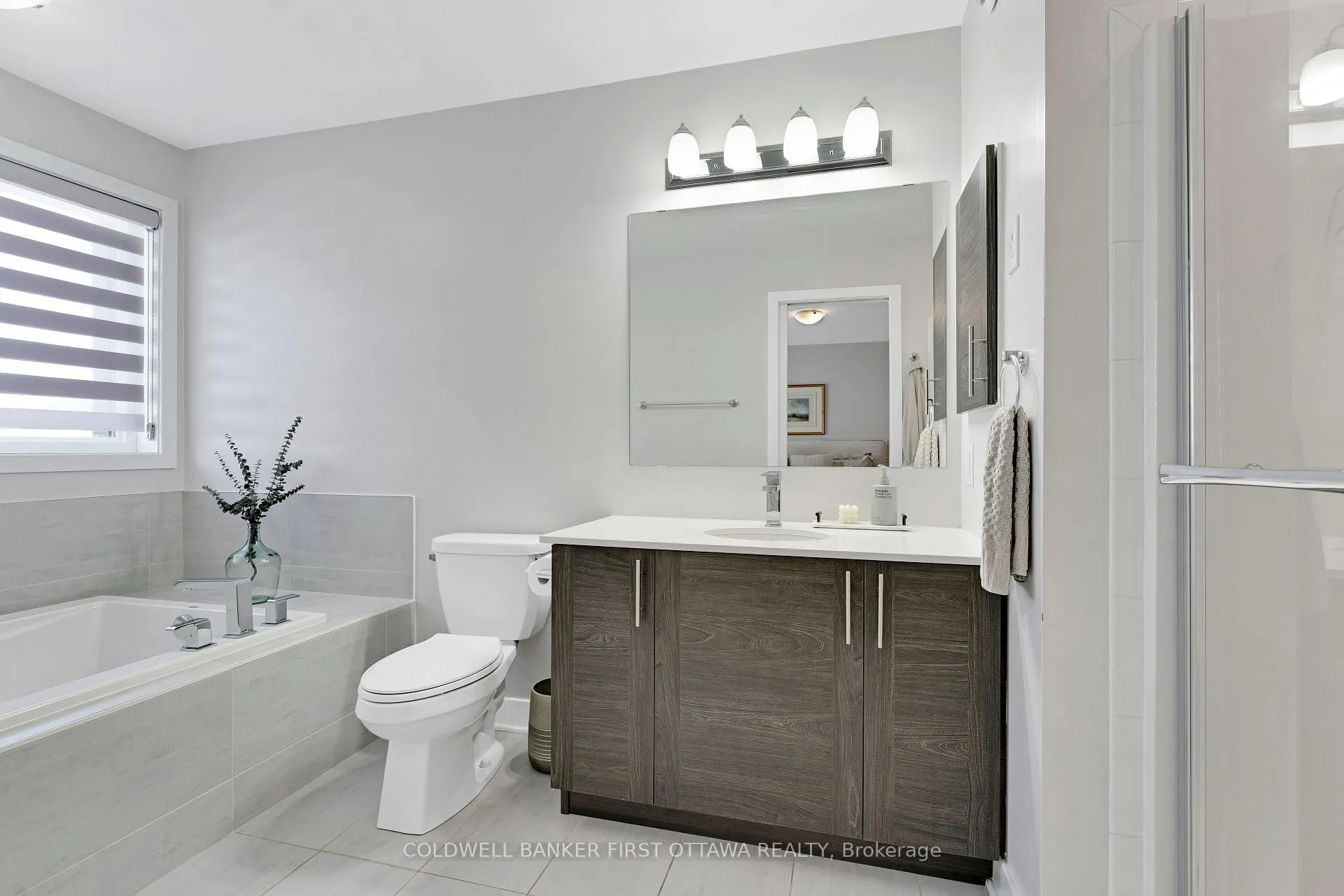 Photo 25 of 422 Markdale Terrace, Ottawa, Riverside South/Gloucester Glen — HOMEH