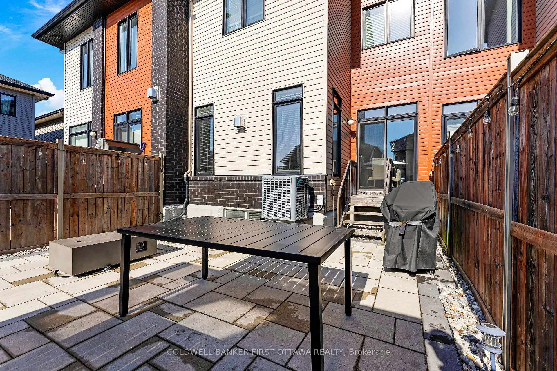 Photo 42 of 422 Markdale Terrace, Ottawa, Riverside South/Gloucester Glen — HOMEH