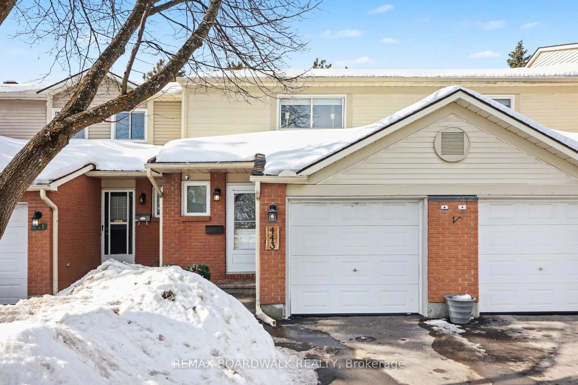 Photo 1 of Unit 3, 443 Canotia Place, Ottawa, Fallingbrook/Pineridge — HOMEH