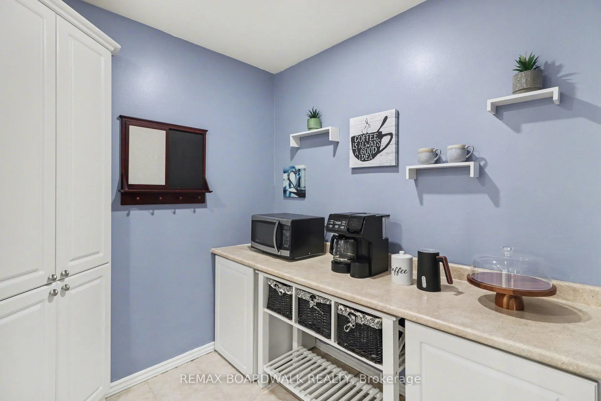 Photo 15 of Unit 3, 443 Canotia Place, Ottawa, Fallingbrook/Pineridge — HOMEH