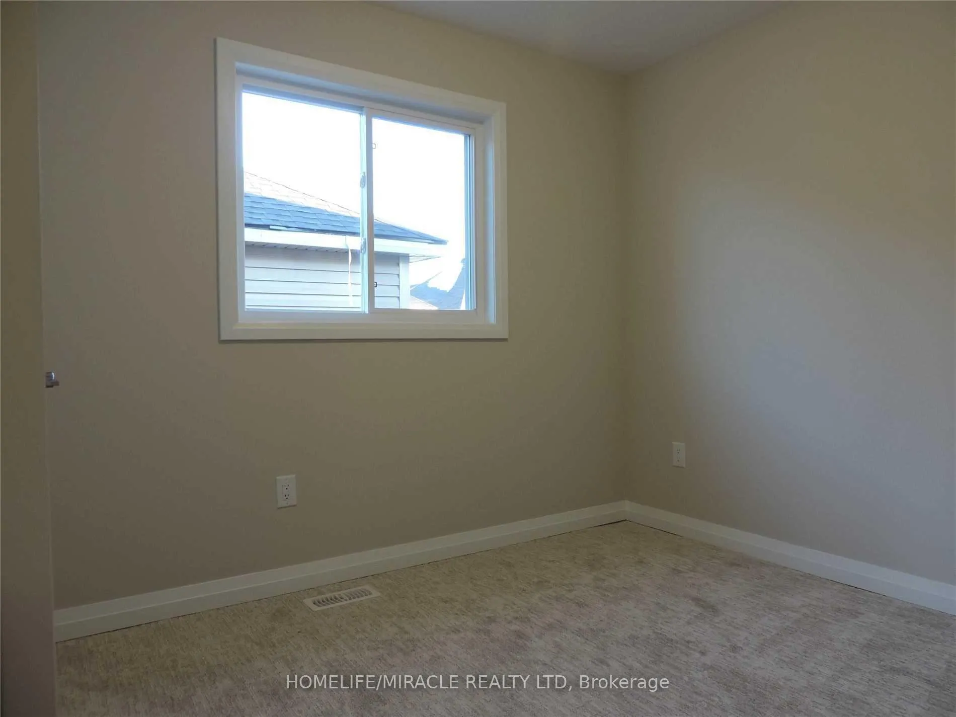 Photo 18 of 4266 Shuttleworth Drive, Niagara Falls, Lyons Creek — HOMEH