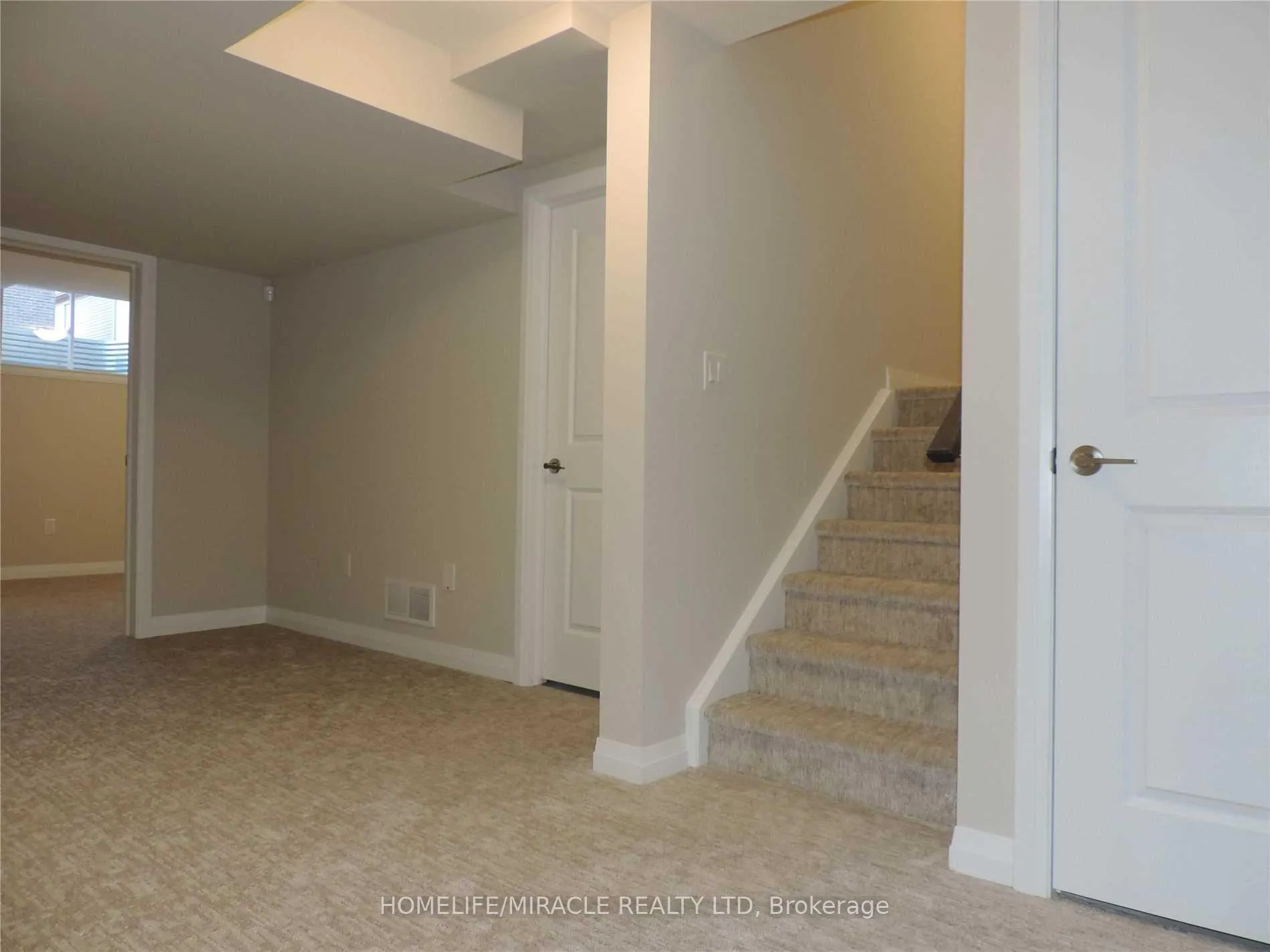 Photo 24 of 4266 Shuttleworth Drive, Niagara Falls, Lyons Creek — HOMEH