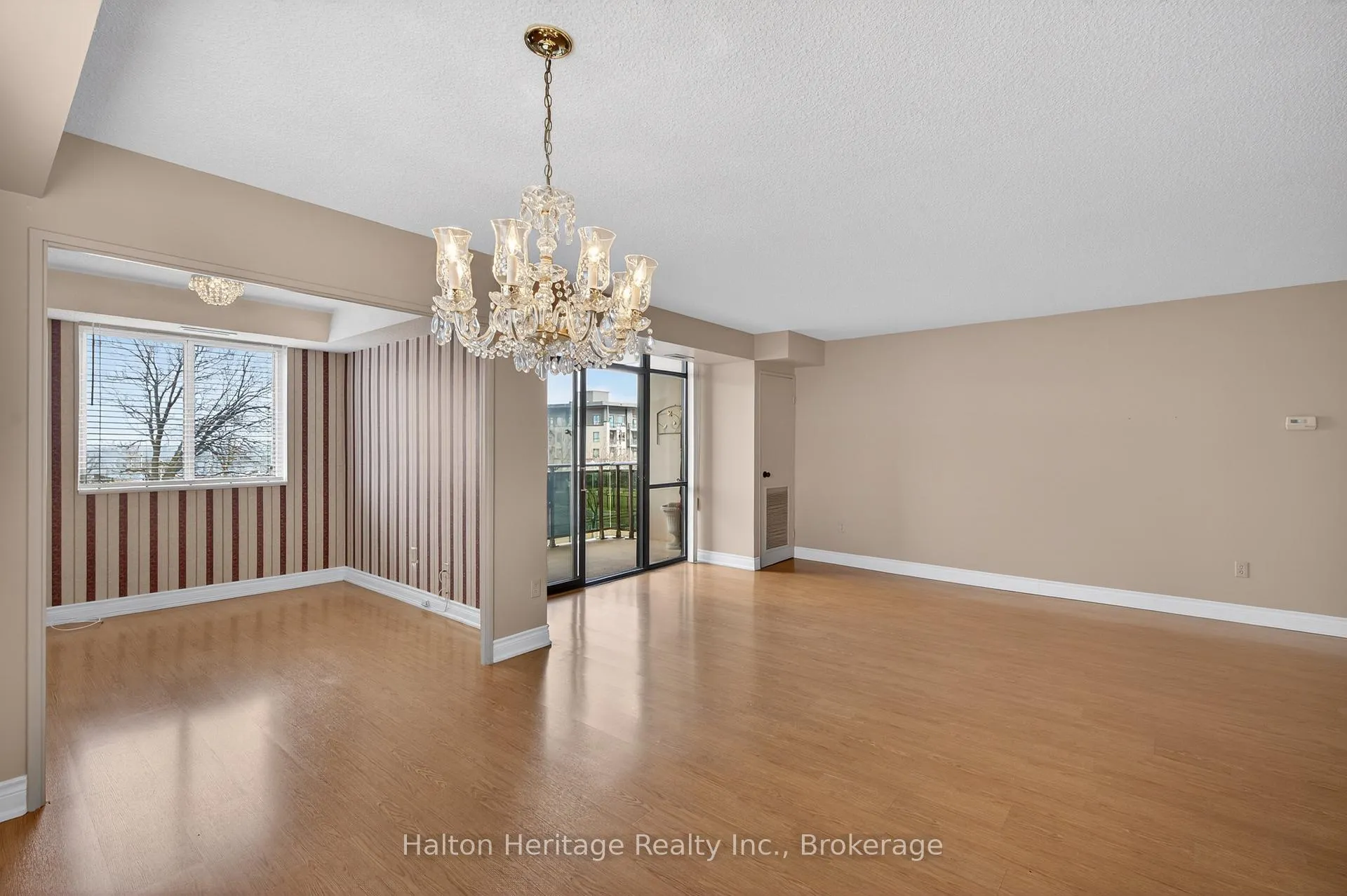 Photo 14 of Unit 308, 301 Frances Avenue, Hamilton, Stoney Creek — HOMEH