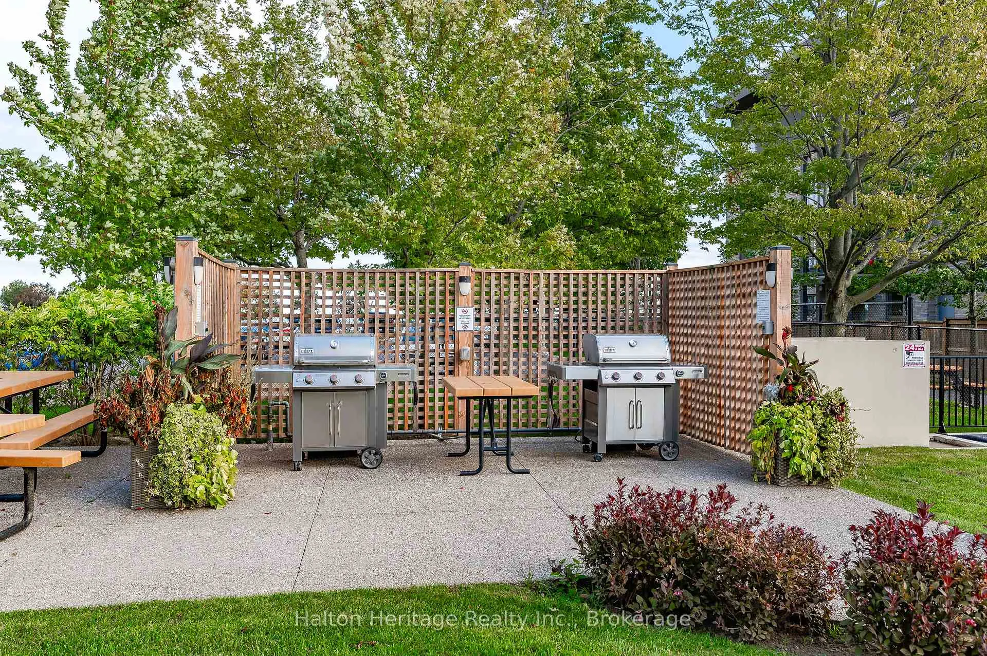 Photo 41 of Unit 308, 301 Frances Avenue, Hamilton, Stoney Creek — HOMEH