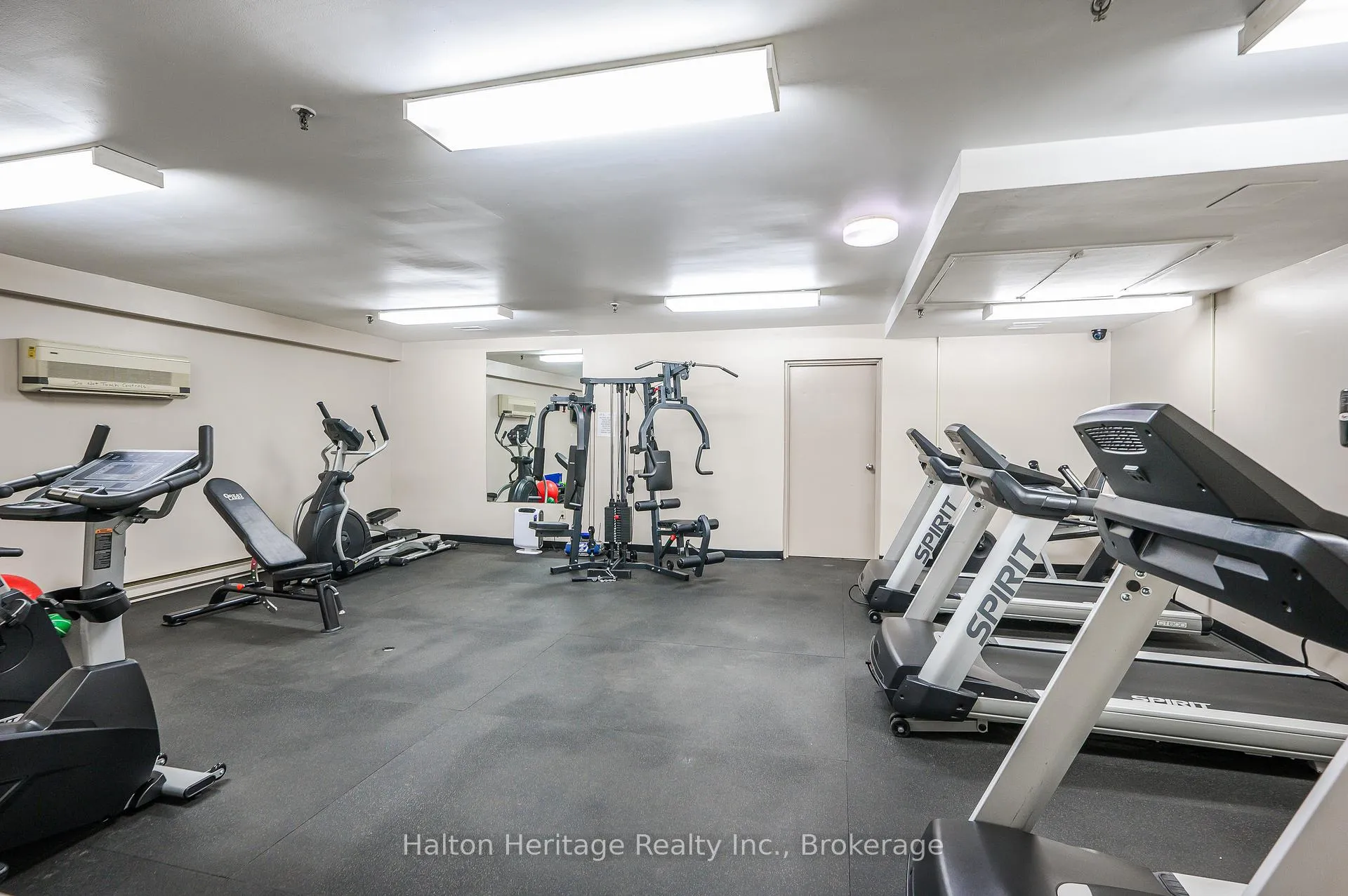 Photo 44 of Unit 308, 301 Frances Avenue, Hamilton, Stoney Creek — HOMEH