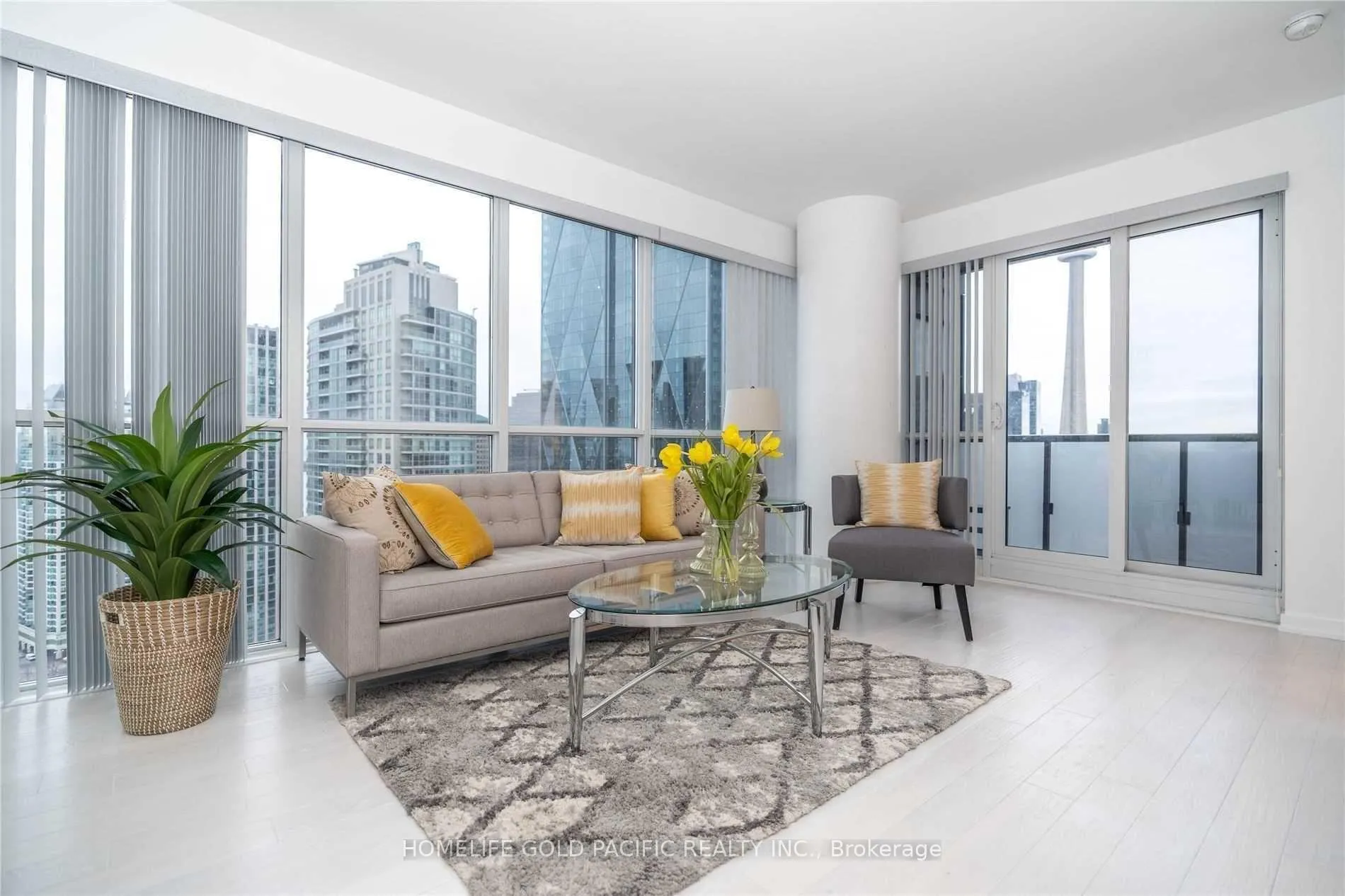 Photo 2 of Unit 2802, 1 The Esplanade, Toronto, Waterfront Communities — HOMEH