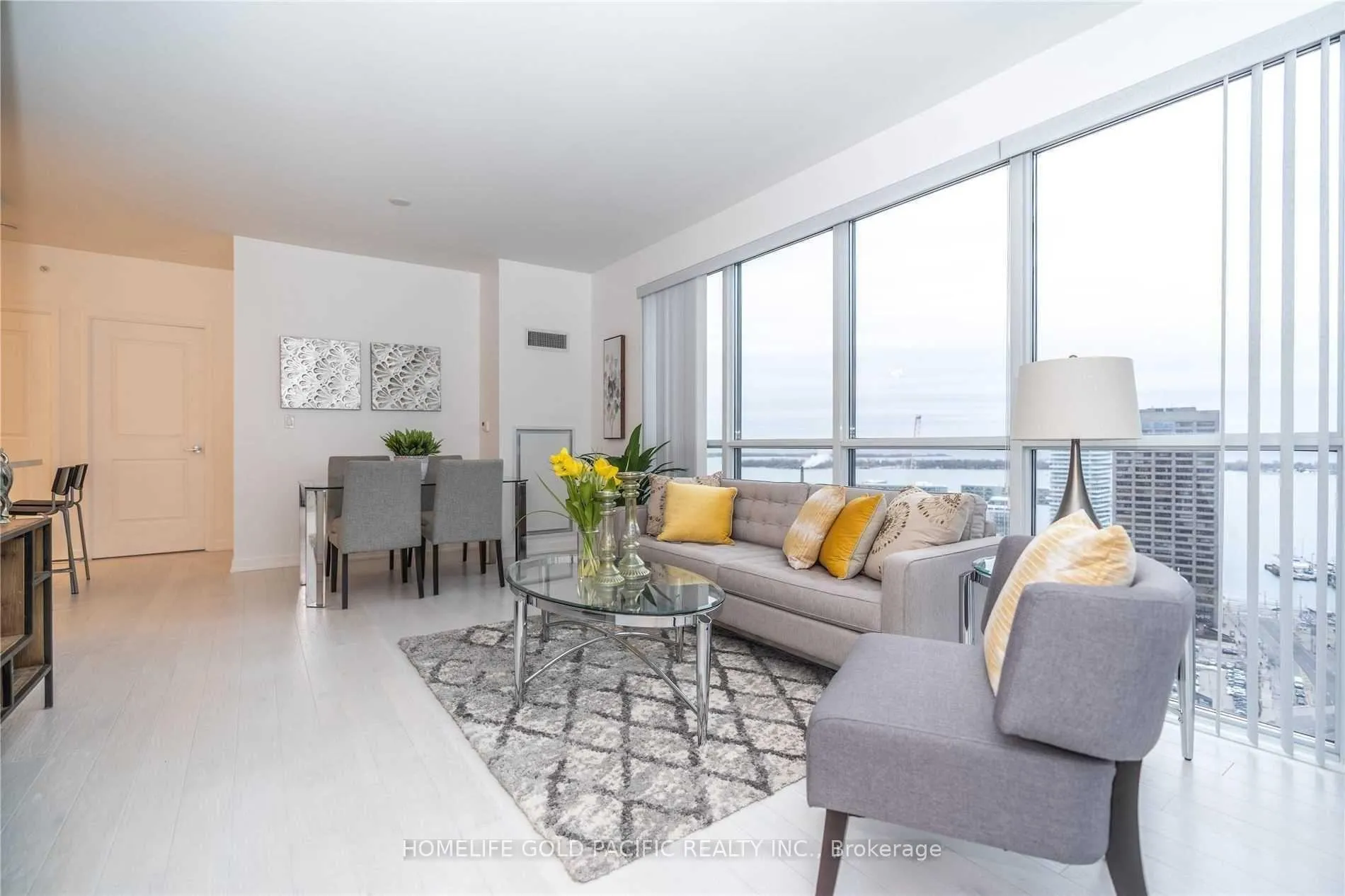 Photo 3 of Unit 2802, 1 The Esplanade, Toronto, Waterfront Communities — HOMEH