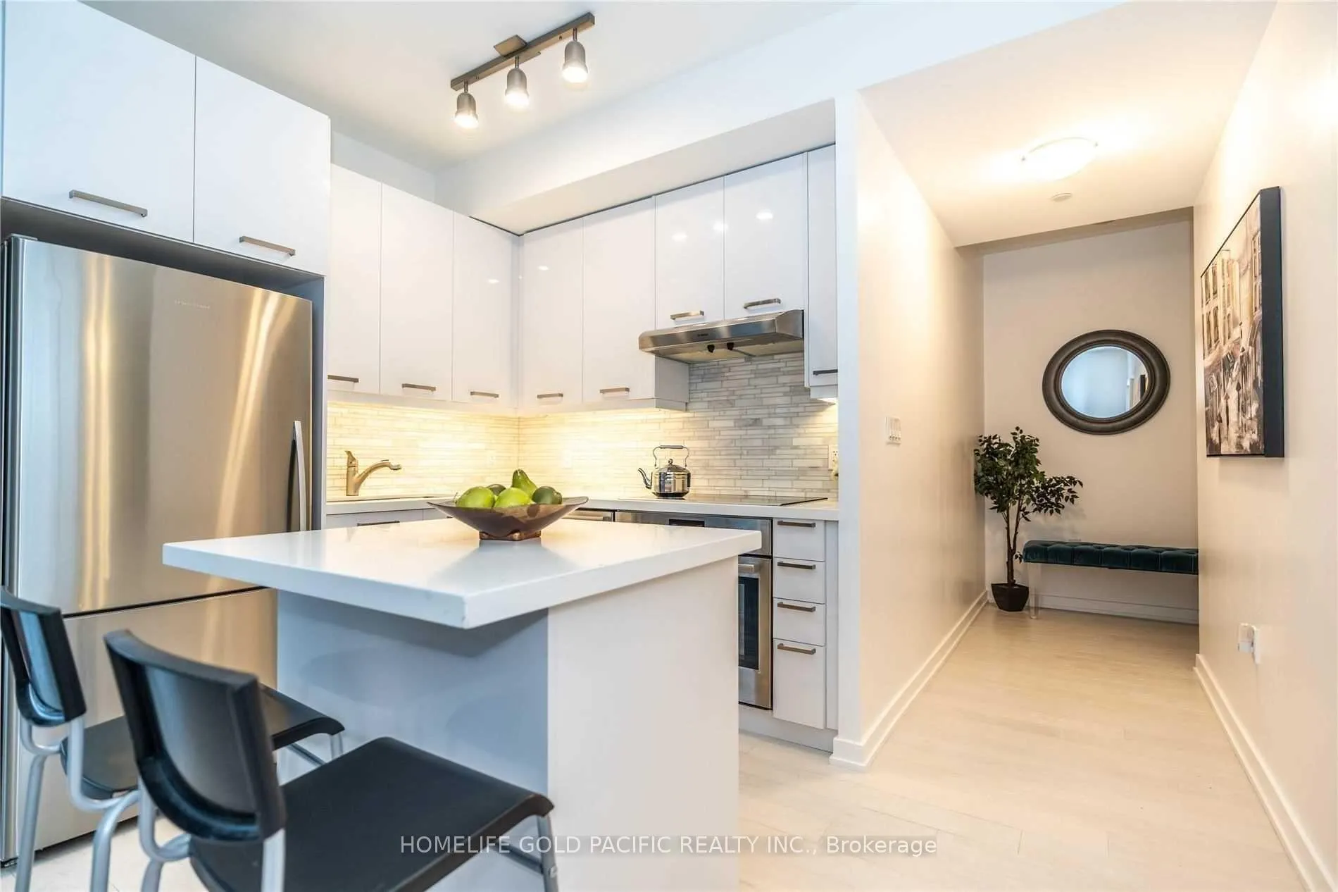 Photo 6 of Unit 2802, 1 The Esplanade, Toronto, Waterfront Communities — HOMEH