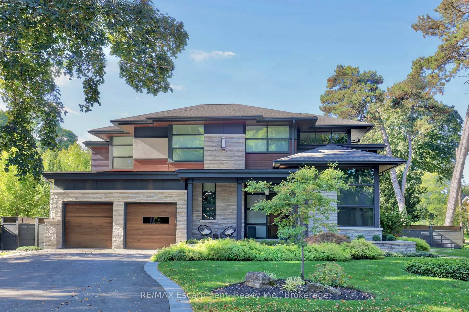 Front of 238 Hart Avenue