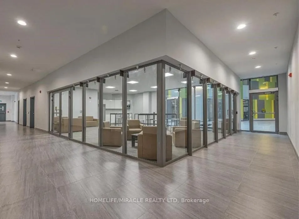 Photo 2 of Unit 921, 652 Princess Street, Kingston, Central City East — HOMEH