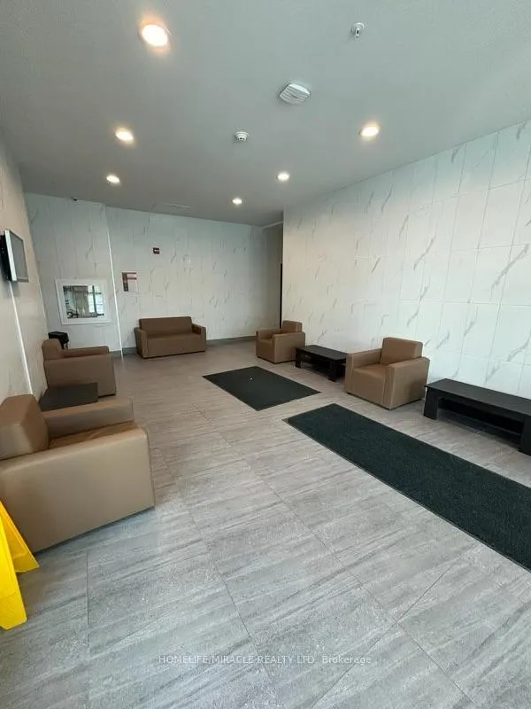 Photo 5 of Unit 921, 652 Princess Street, Kingston, Central City East — HOMEH
