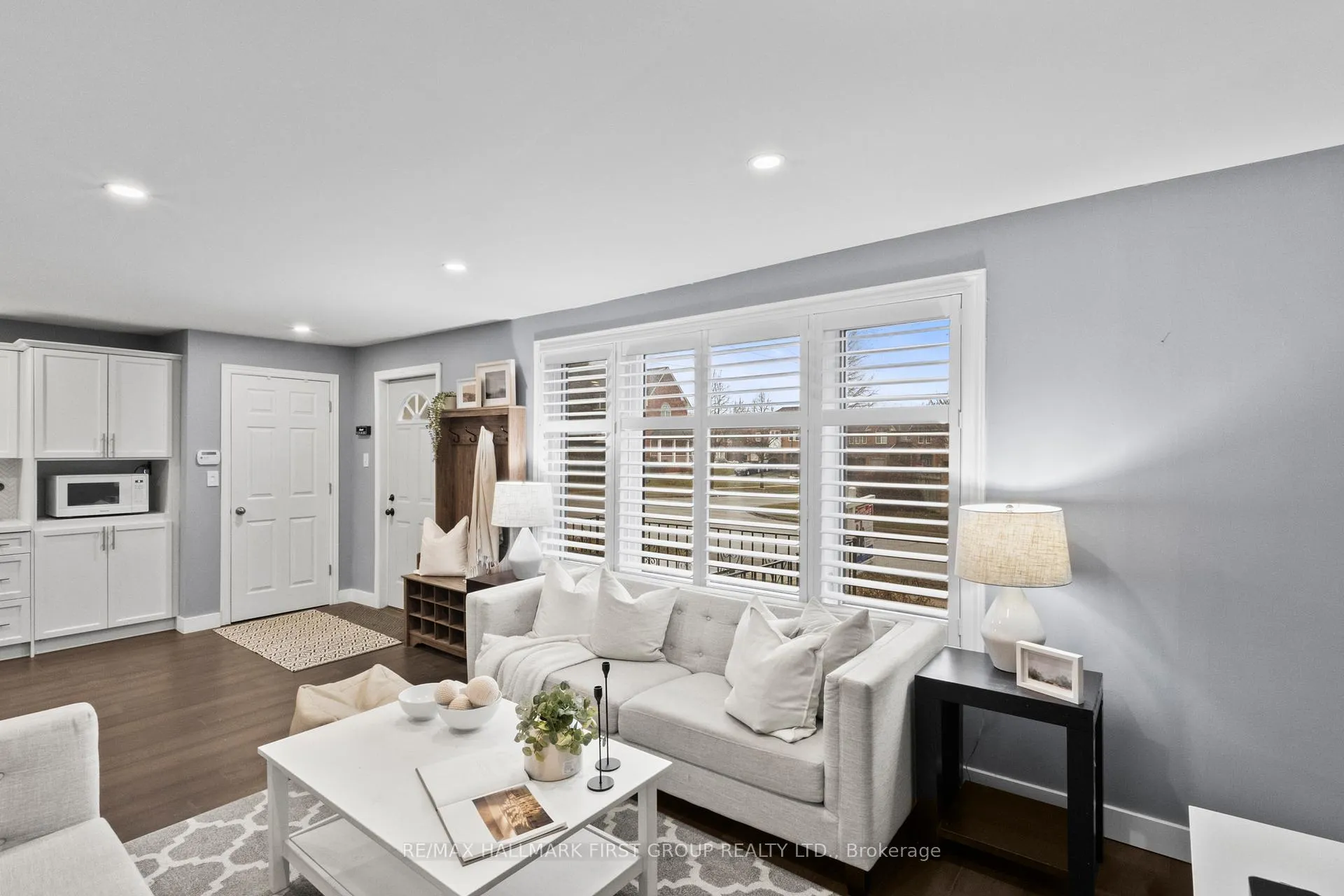 Photo 12 of 107 Maple Street W, Whitby, Downtown Whitby — HOMEH