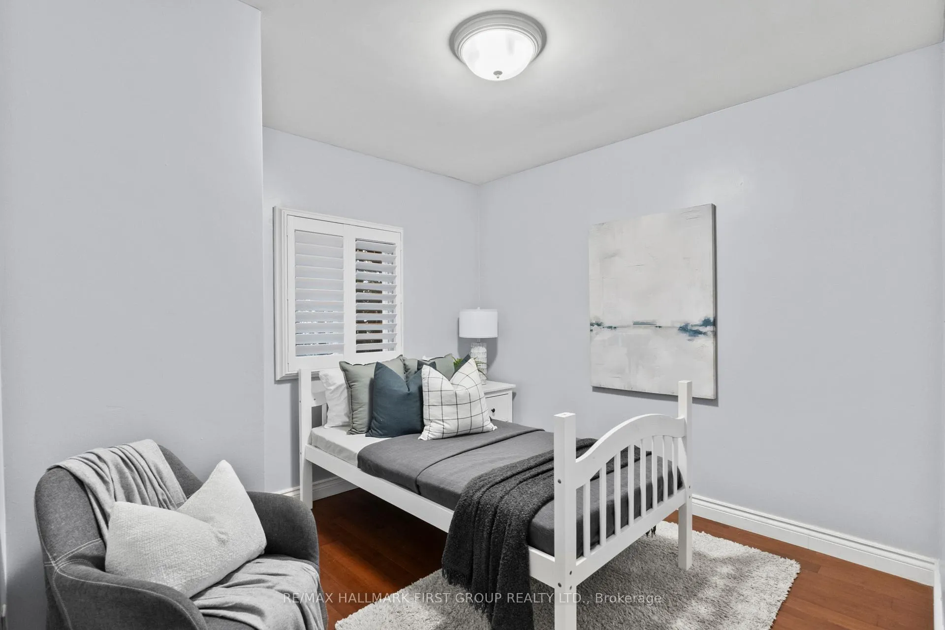 Photo 24 of 107 Maple Street W, Whitby, Downtown Whitby — HOMEH