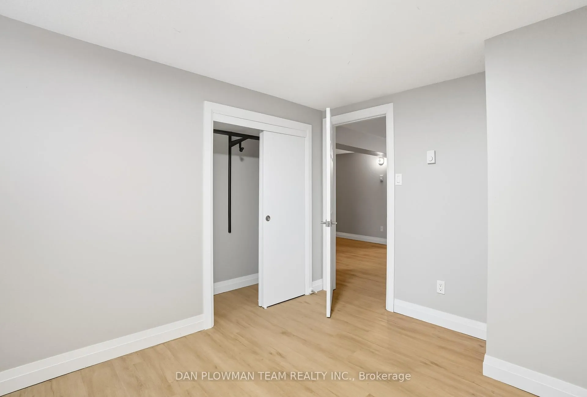 Photo 8 of 476 Albert Street, Oshawa, Central — HOMEH