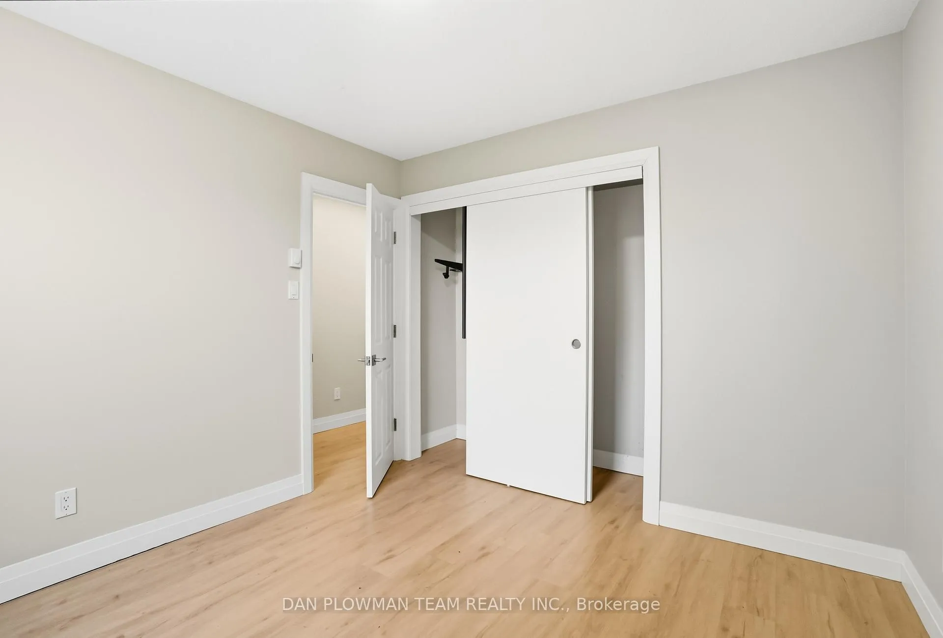 Photo 33 of 476 Albert Street, Oshawa, Central — HOMEH
