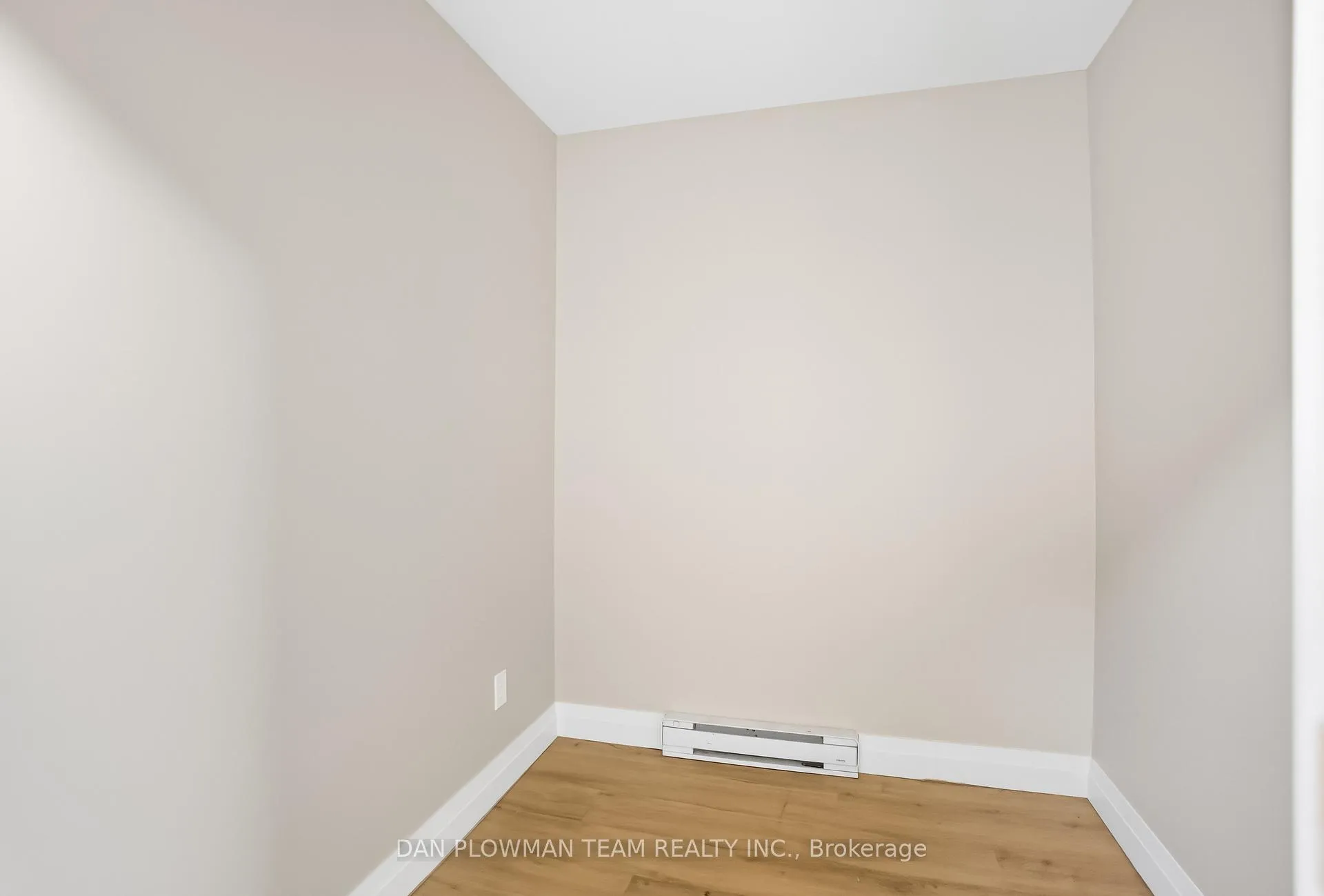 Photo 35 of 476 Albert Street, Oshawa, Central — HOMEH