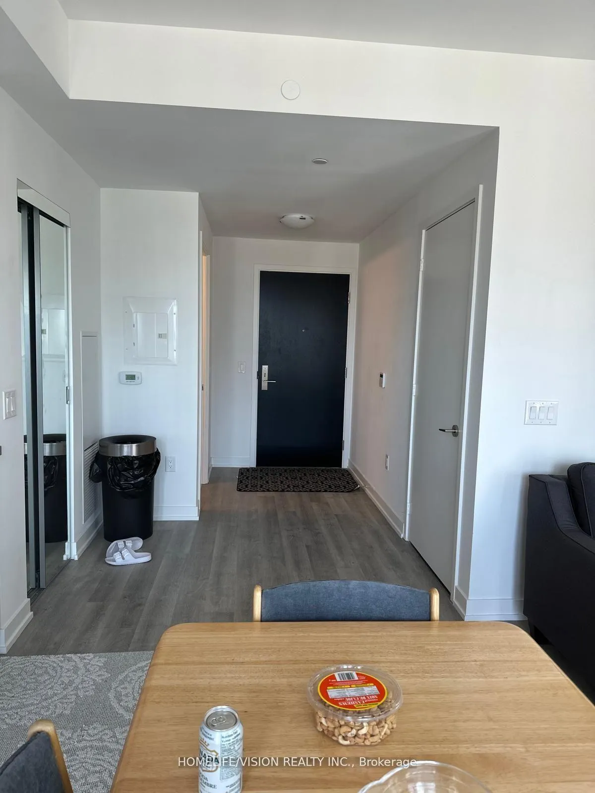 Photo 3 of Unit 1418, 158 Front Street E, Toronto, Moss Park — HOMEH