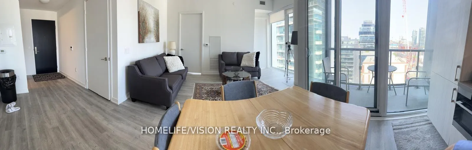 Photo 5 of Unit 1418, 158 Front Street E, Toronto, Moss Park — HOMEH