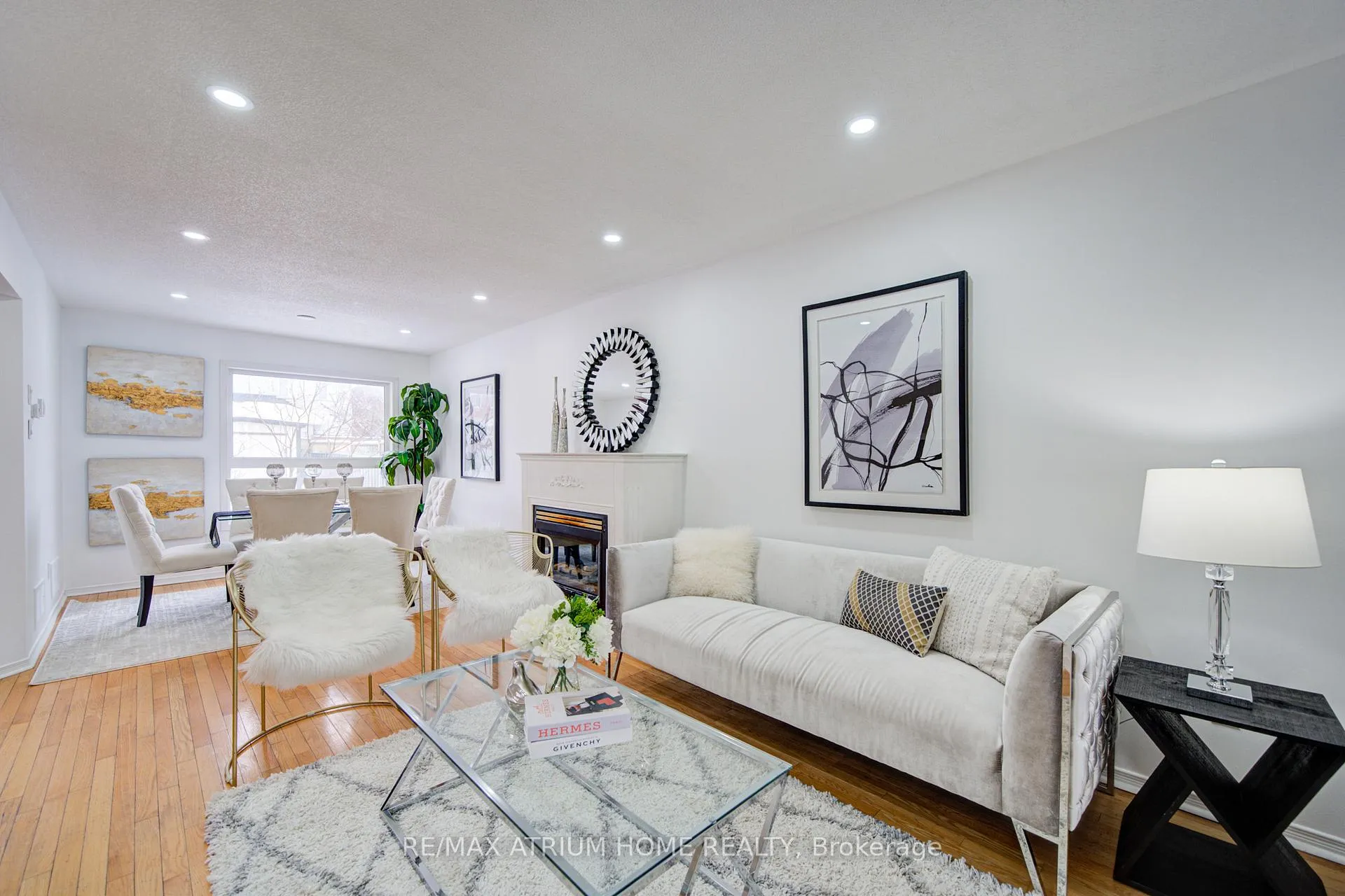 Photo 13 of 59 Hollybush Drive, Vaughan, Maple — HOMEH