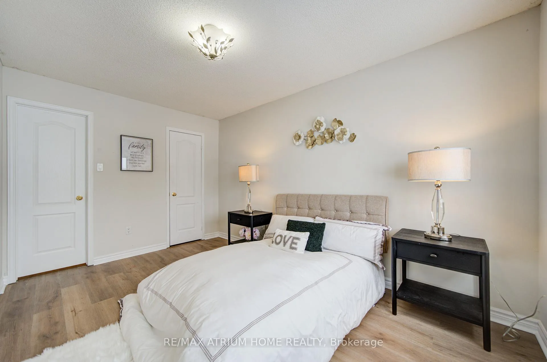 Photo 29 of 59 Hollybush Drive, Vaughan, Maple — HOMEH