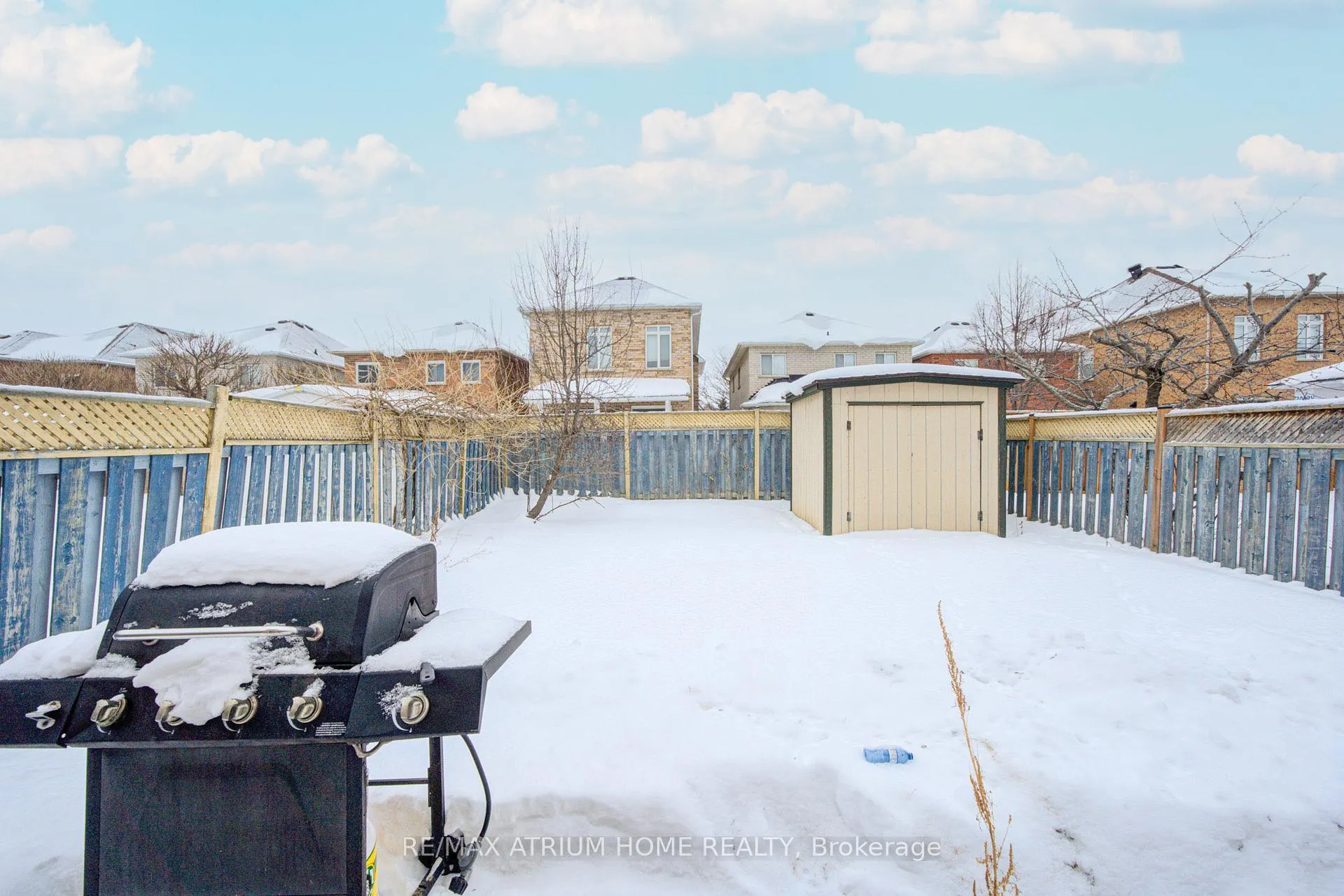 Photo 47 of 59 Hollybush Drive, Vaughan, Maple — HOMEH