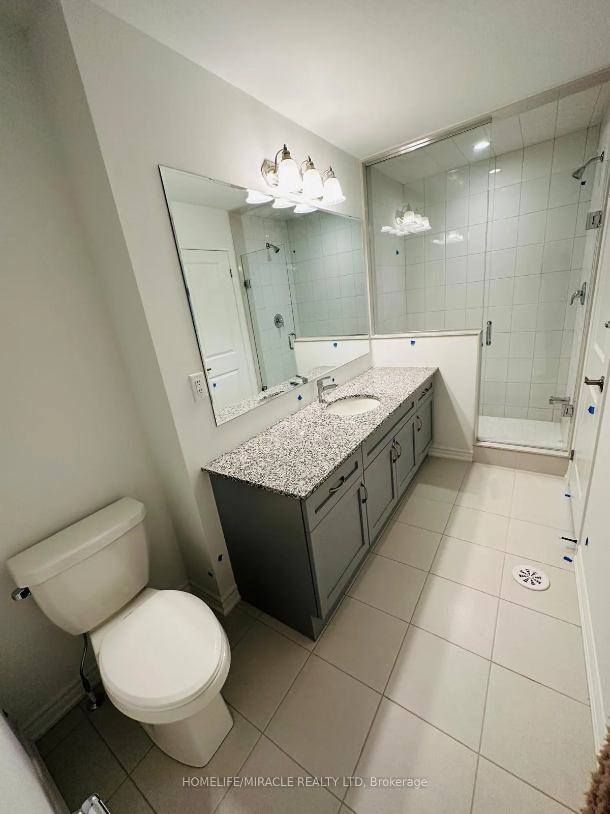 Photo 7 of 232 Keppel Circle, Brampton, Northwest Brampton — HOMEH