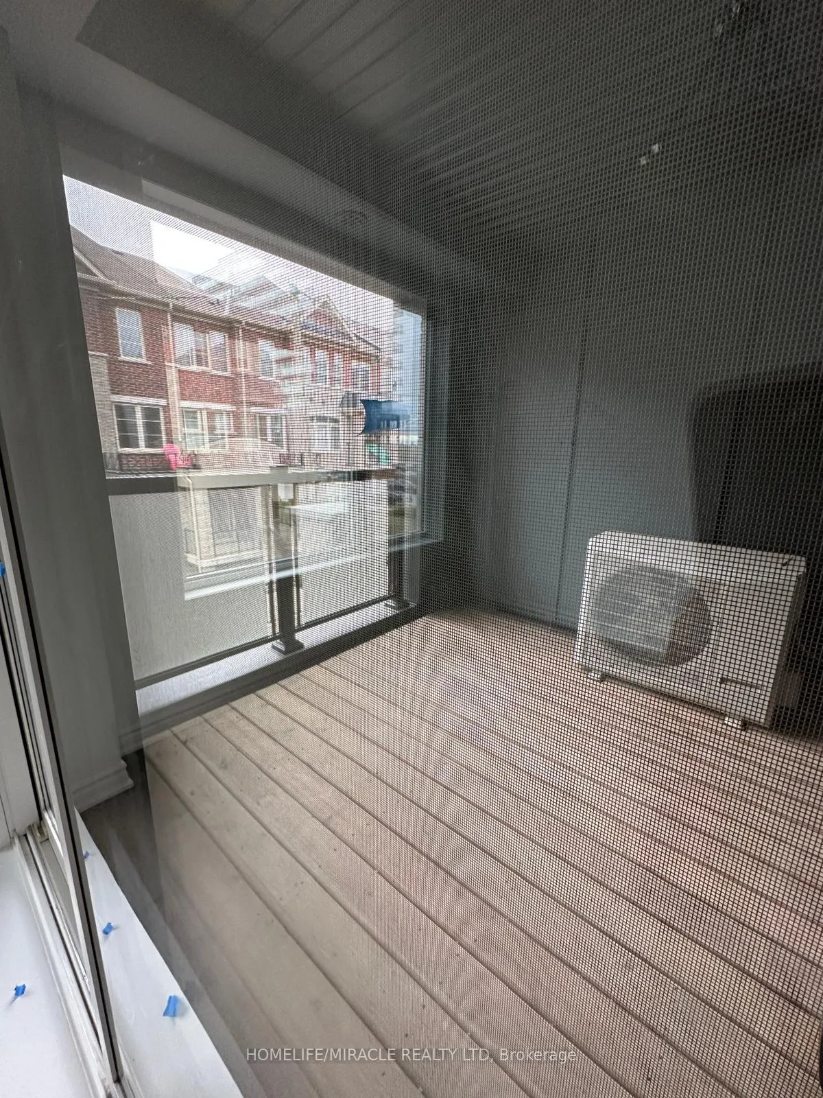 Photo 13 of 232 Keppel Circle, Brampton, Northwest Brampton — HOMEH