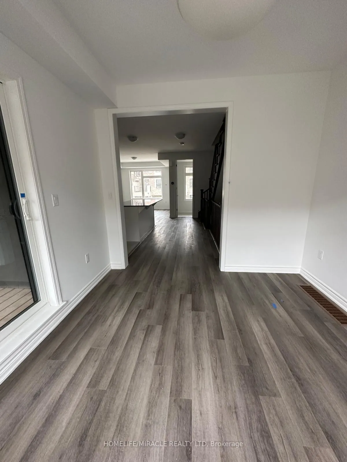 Photo 14 of 232 Keppel Circle, Brampton, Northwest Brampton — HOMEH