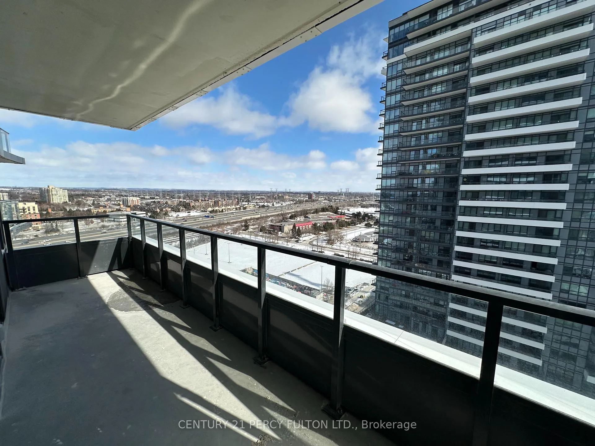 Photo 3 of Unit 1706, 1435 Celebration Drive, Pickering, Bay Ridges — HOMEH