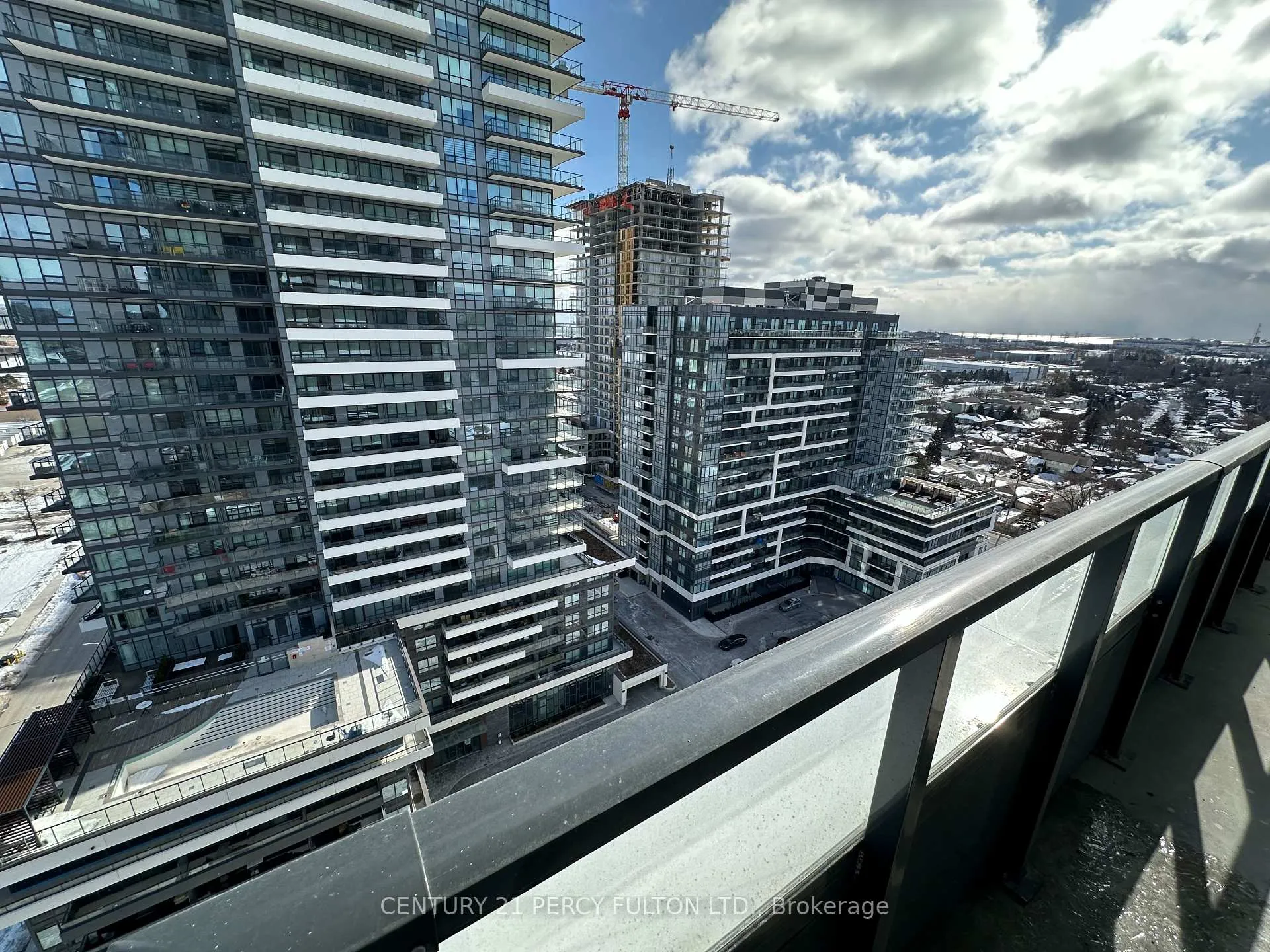 Photo 5 of Unit 1706, 1435 Celebration Drive, Pickering, Bay Ridges — HOMEH