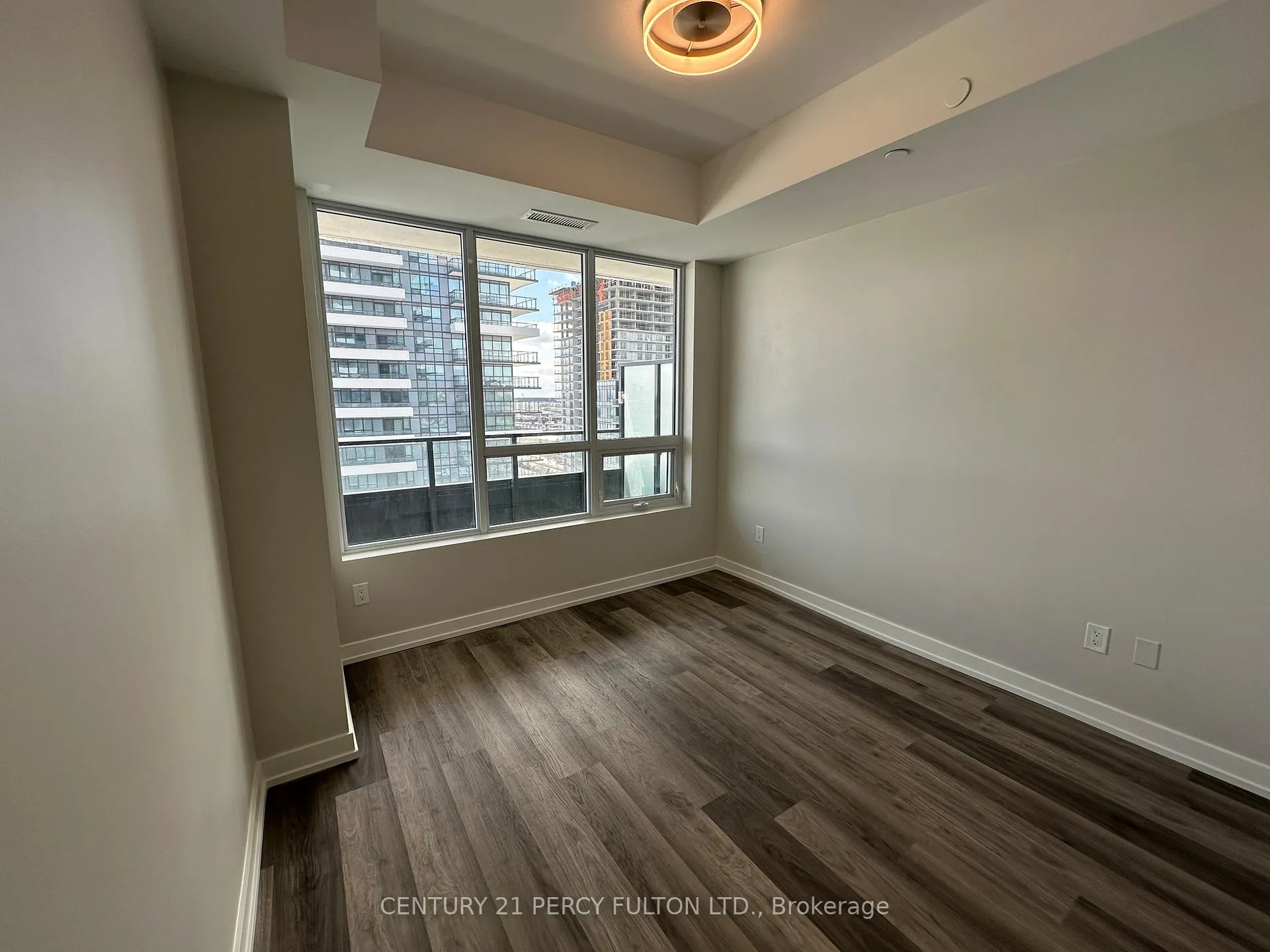 Photo 8 of Unit 1706, 1435 Celebration Drive, Pickering, Bay Ridges — HOMEH