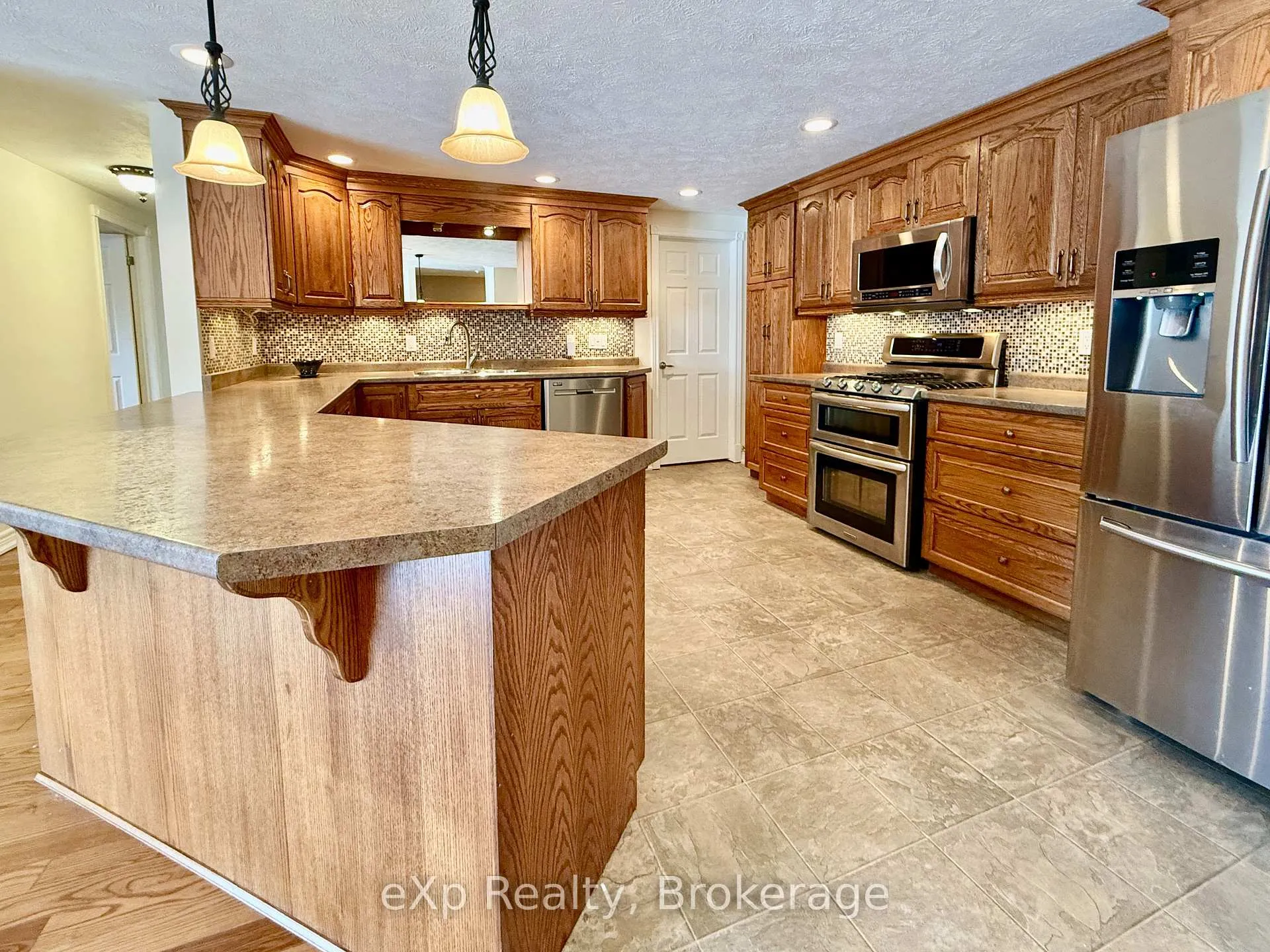 Photo 5 of Unit 203, 125 William Street, Brockton — HOMEH