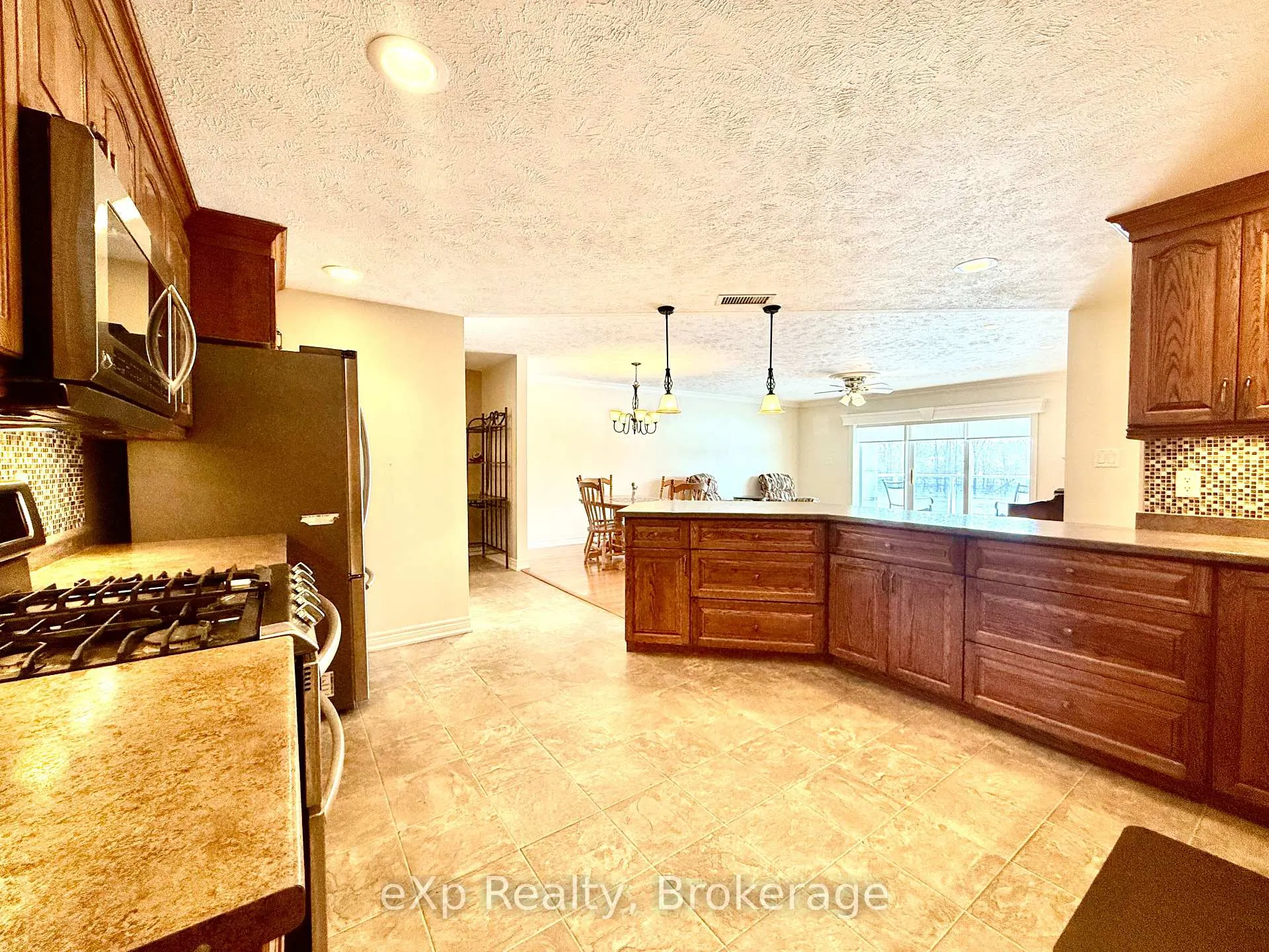 Photo 8 of Unit 203, 125 William Street, Brockton — HOMEH
