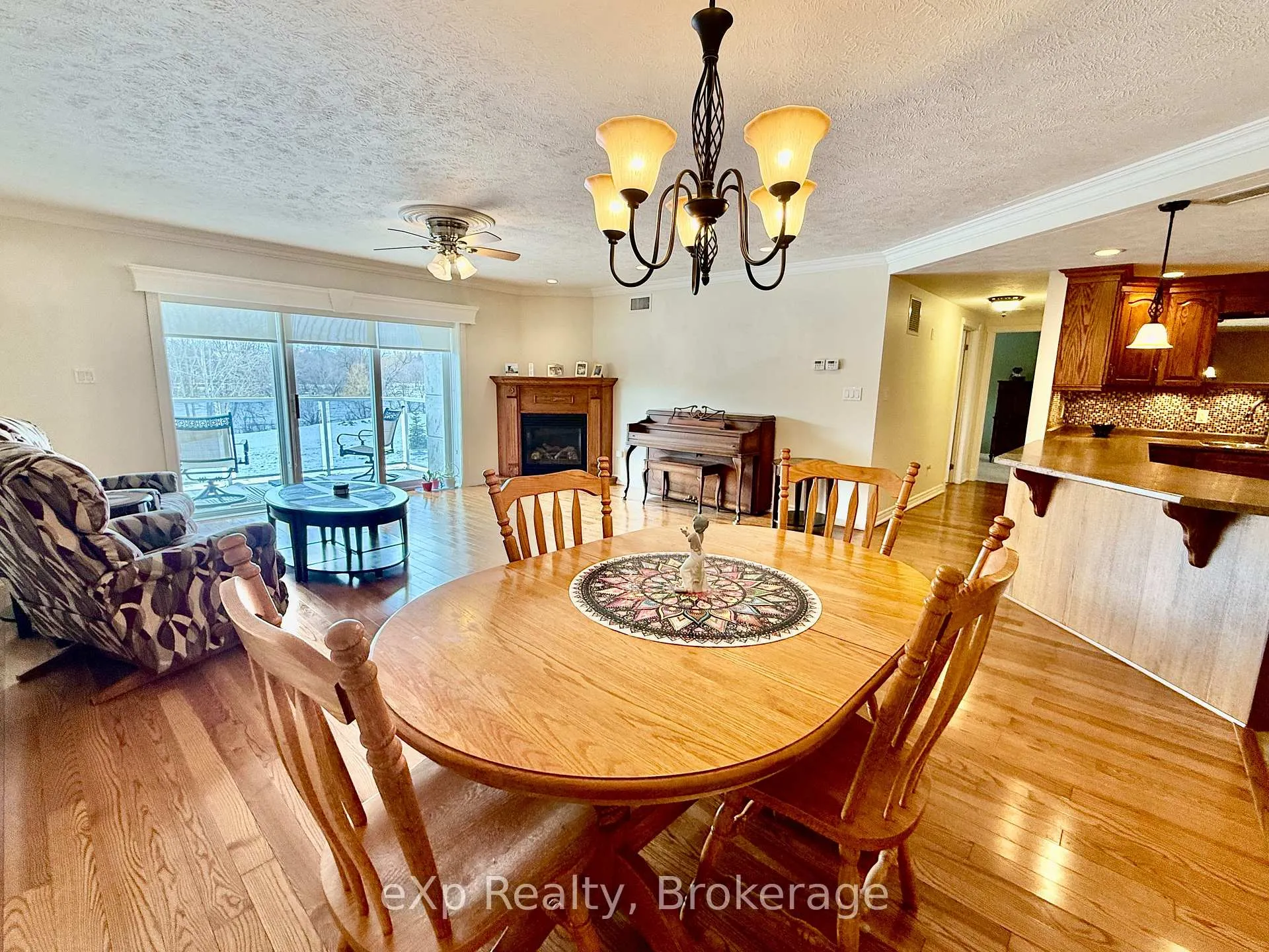 Photo 9 of Unit 203, 125 William Street, Brockton — HOMEH