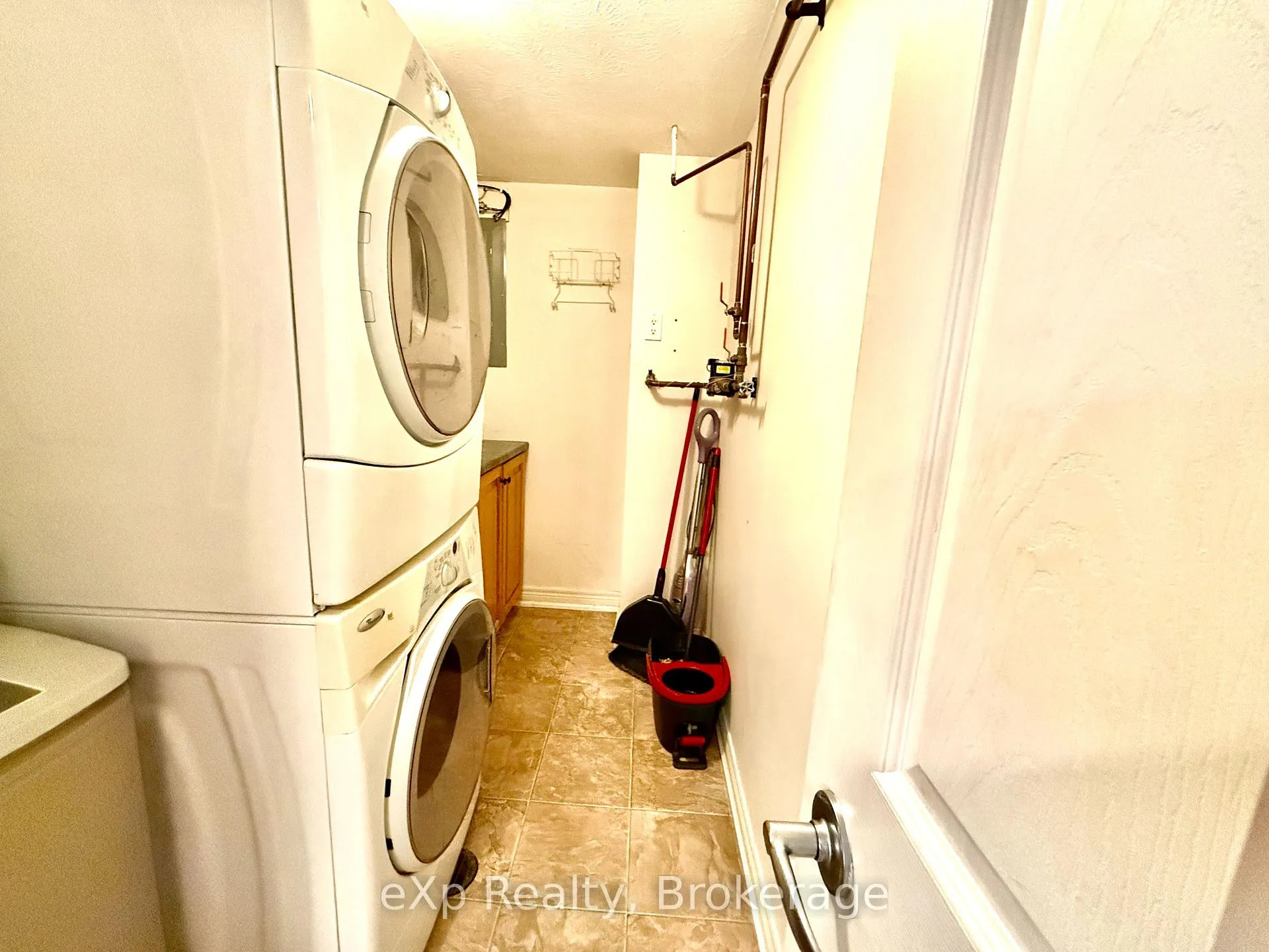 Photo 25 of Unit 203, 125 William Street, Brockton — HOMEH