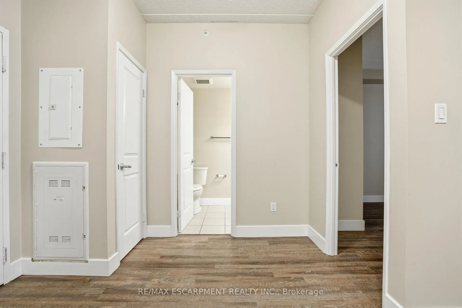 Photo 5 of Unit 309, 149 Main Street W, Hamilton, Durand — HOMEH
