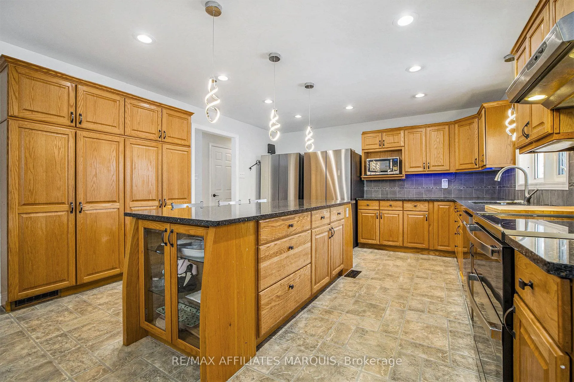 Photo 10 of 8 Davis Lane, Rideau Lakes, Rideau Lakes (South Elmsley) Twp — HOMEH