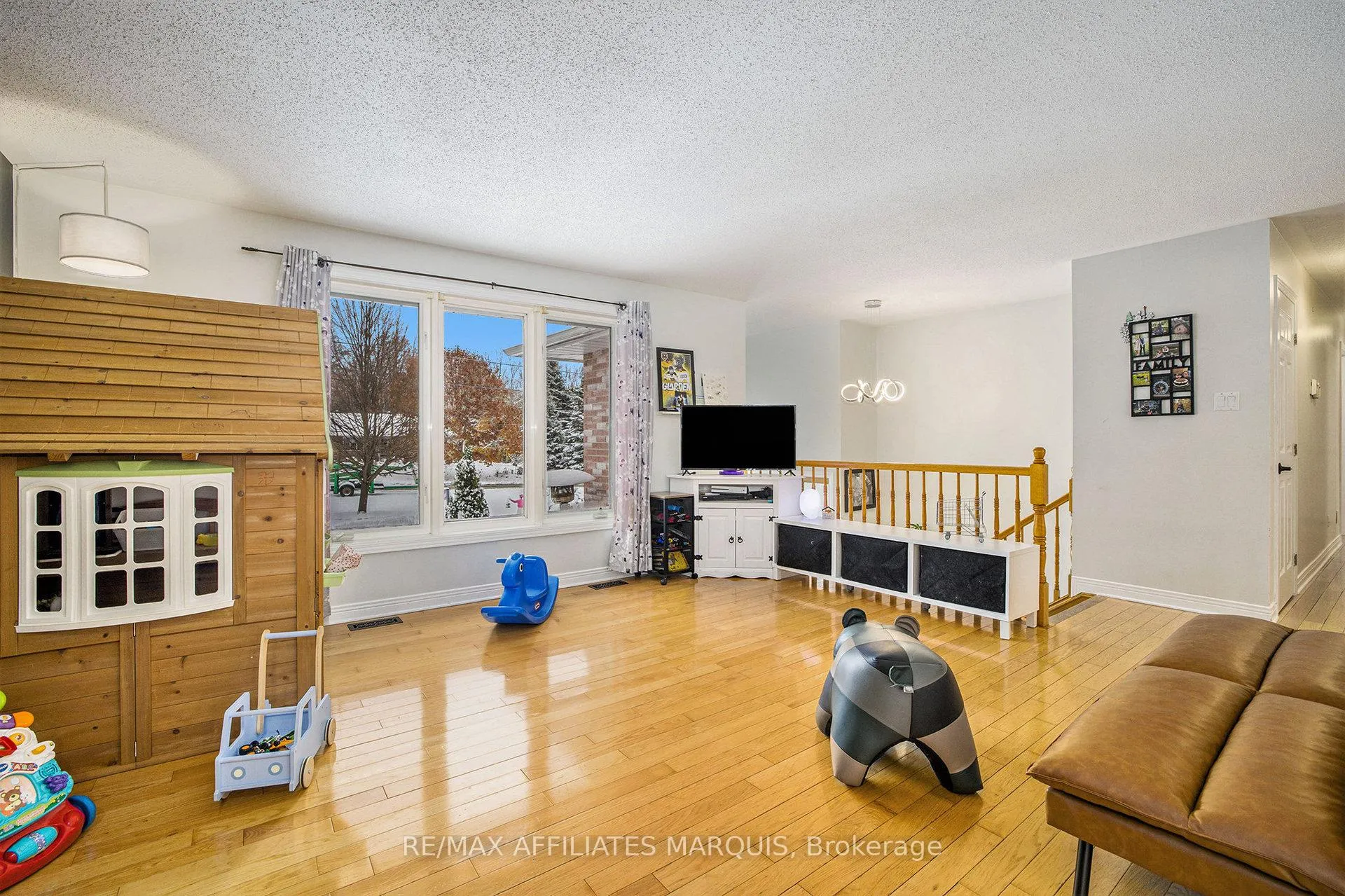 Photo 15 of 8 Davis Lane, Rideau Lakes, Rideau Lakes (South Elmsley) Twp — HOMEH