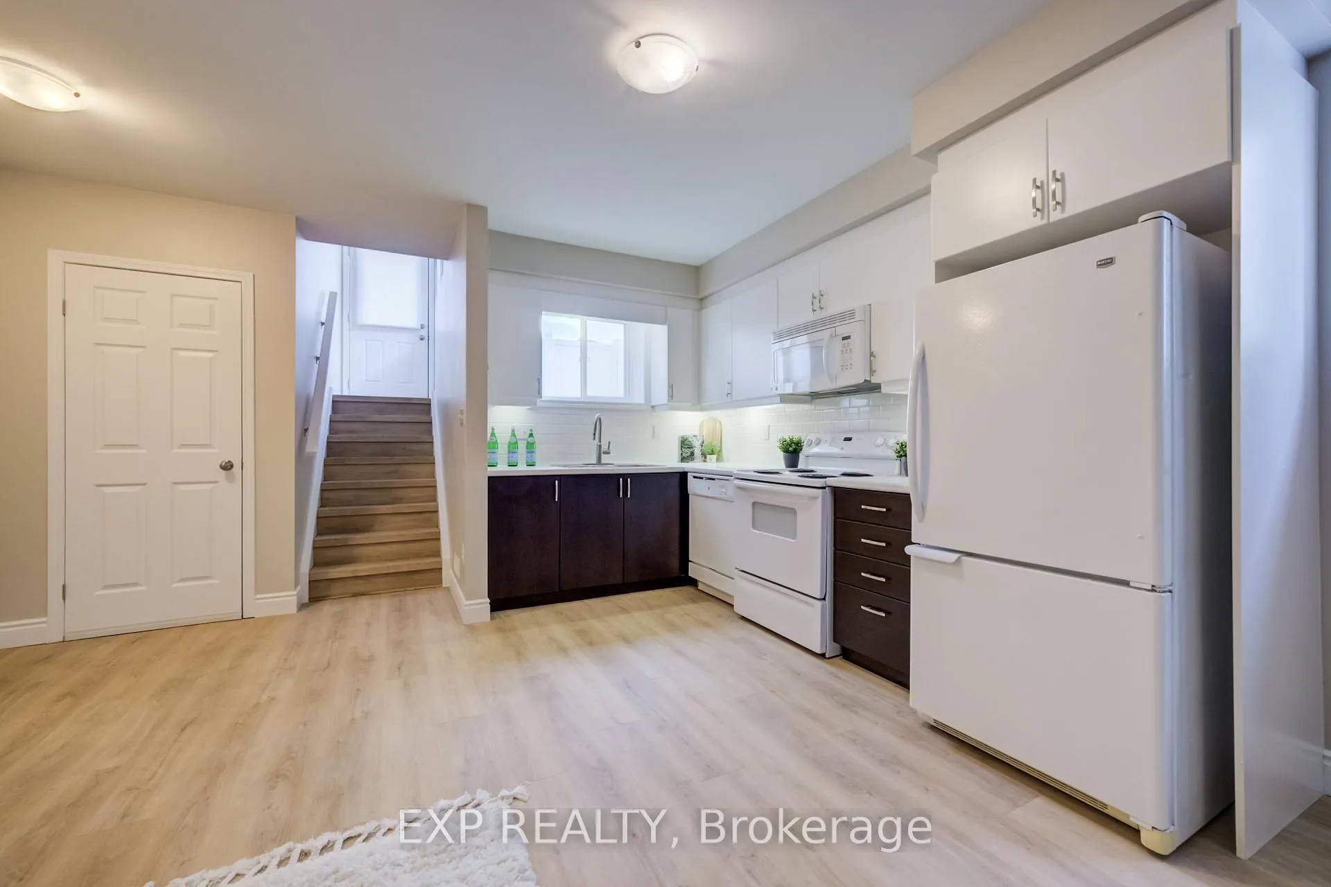 Photo 12 of Unit A, 246 Westmeadow Drive, Kitchener — HOMEH