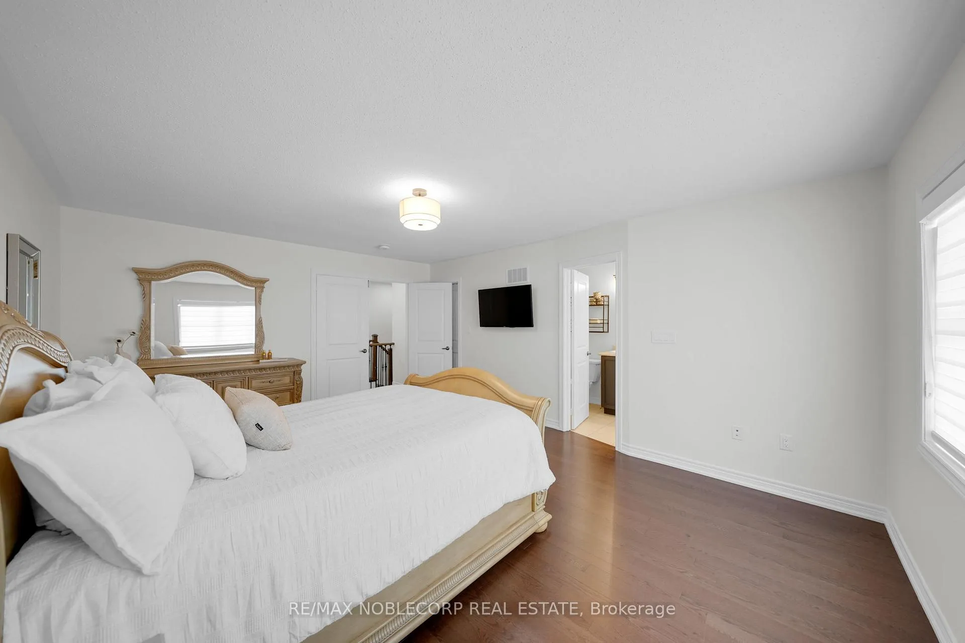 Photo 34 of 40 Morra Avenue, Caledon, Bolton East — HOMEH