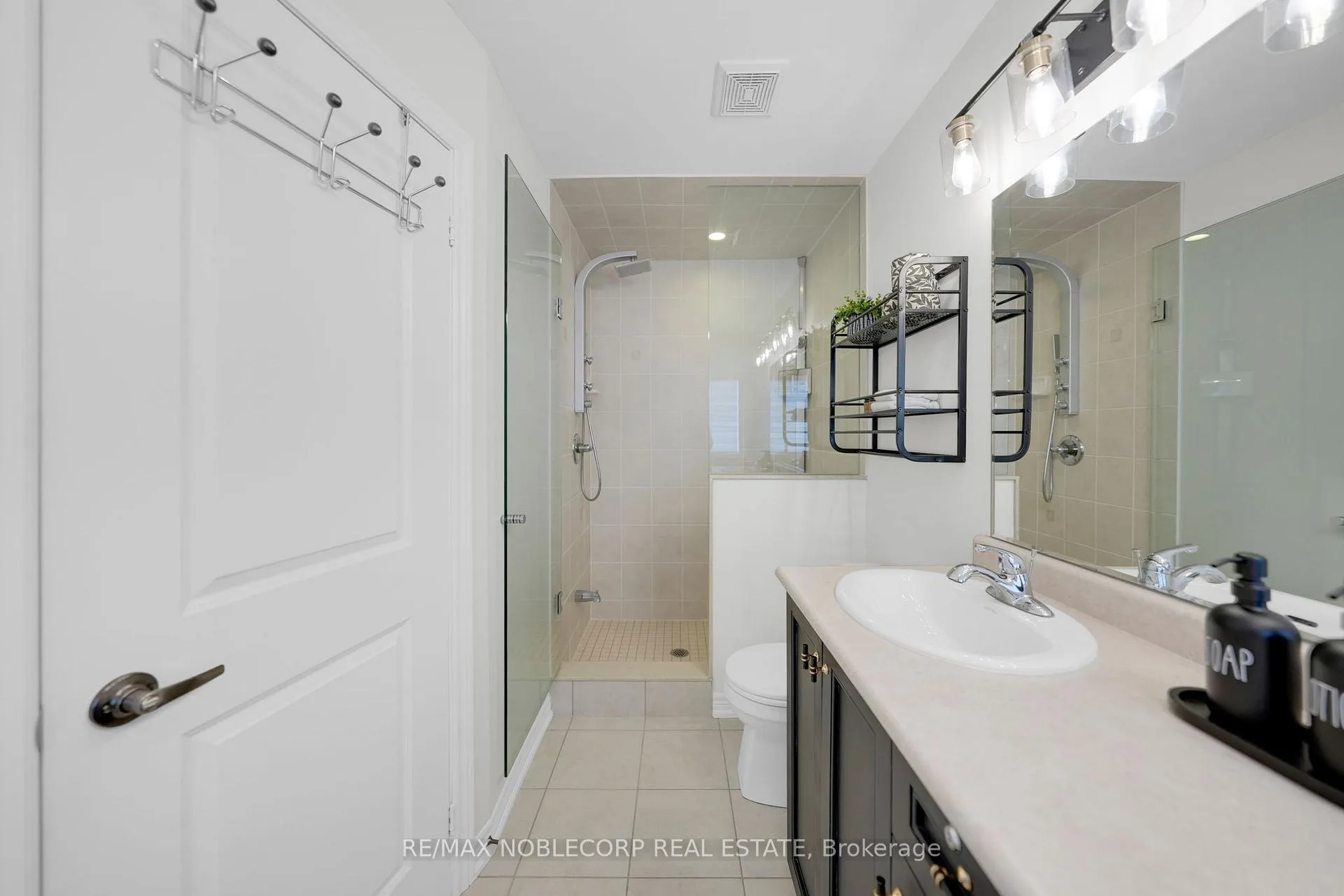 Photo 37 of 40 Morra Avenue, Caledon, Bolton East — HOMEH