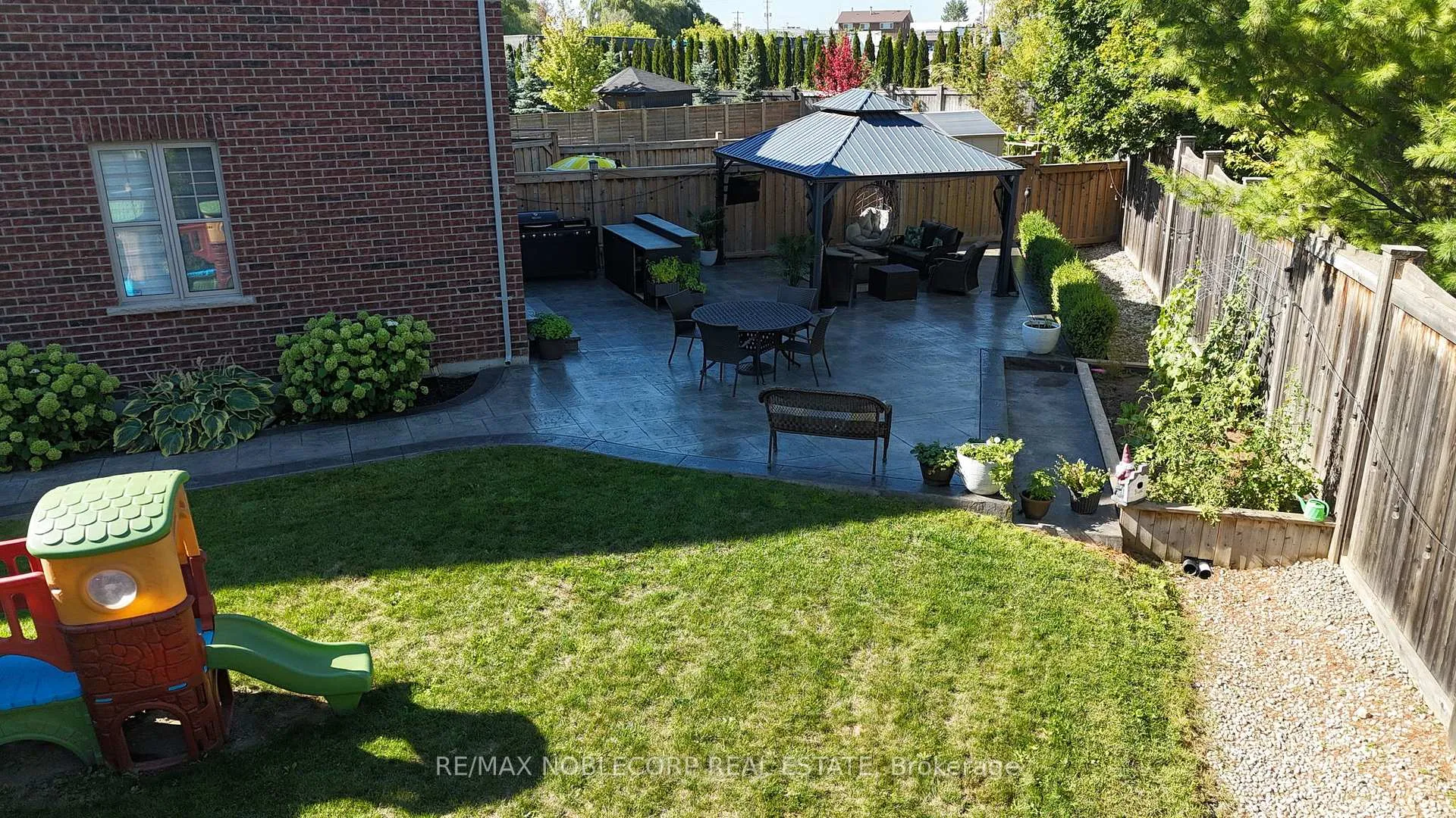 Photo 48 of 40 Morra Avenue, Caledon, Bolton East — HOMEH