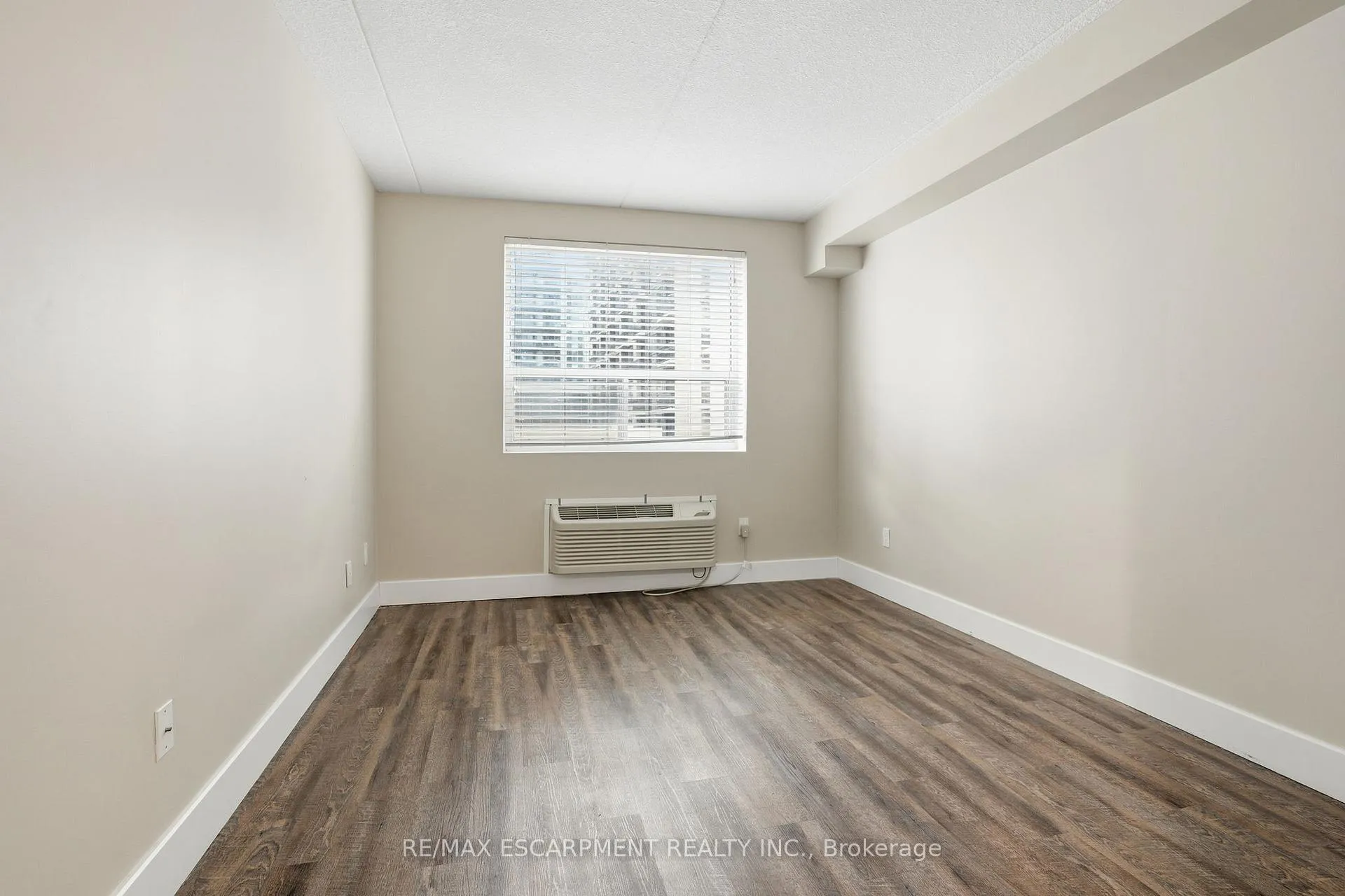 Photo 11 of Unit 510, 149 Main Street W, Hamilton, Durand — HOMEH