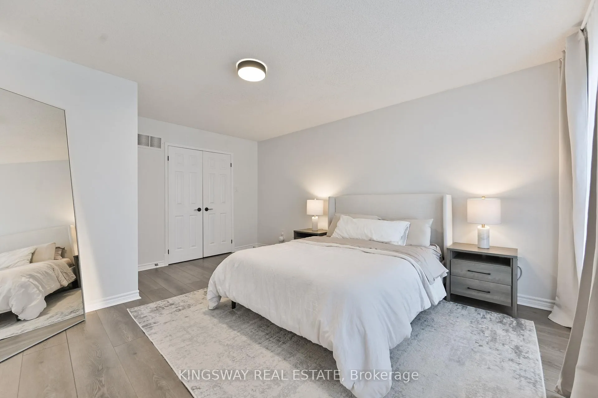 Photo 23 of 17 Amberhill Way, Aurora, Bayview Wellington — HOMEH