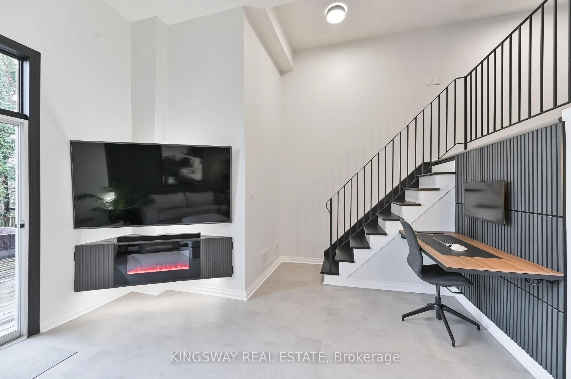 Photo 34 of 17 Amberhill Way, Aurora, Bayview Wellington — HOMEH