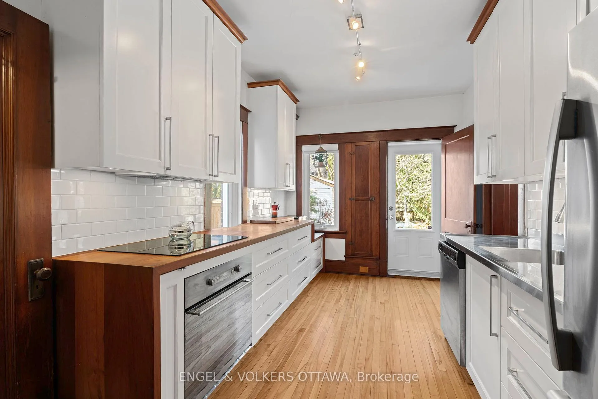 Photo 11 of 44 Hampton Avenue, Ottawa, Ottawa West — HOMEH