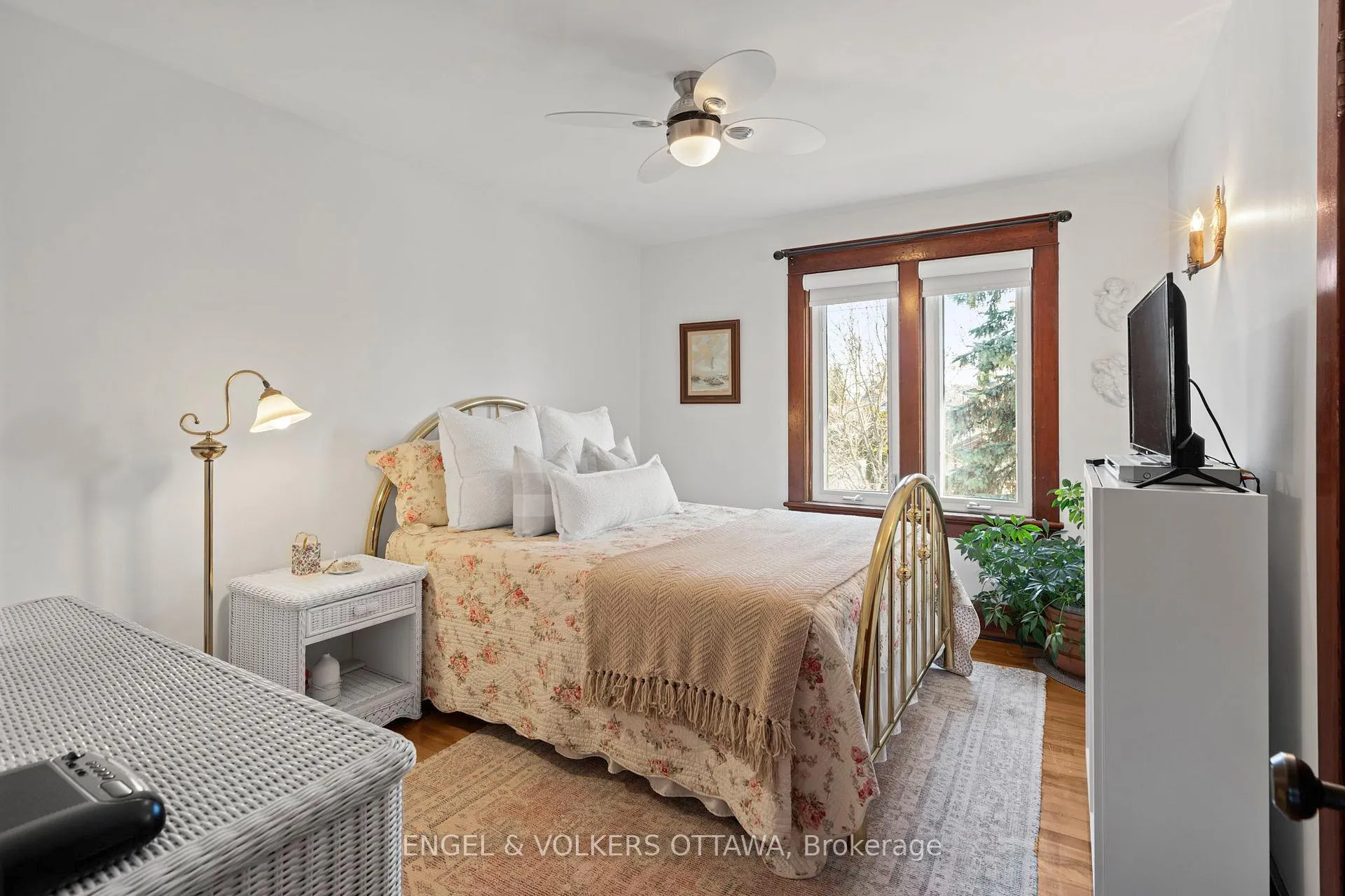 Photo 18 of 44 Hampton Avenue, Ottawa, Ottawa West — HOMEH