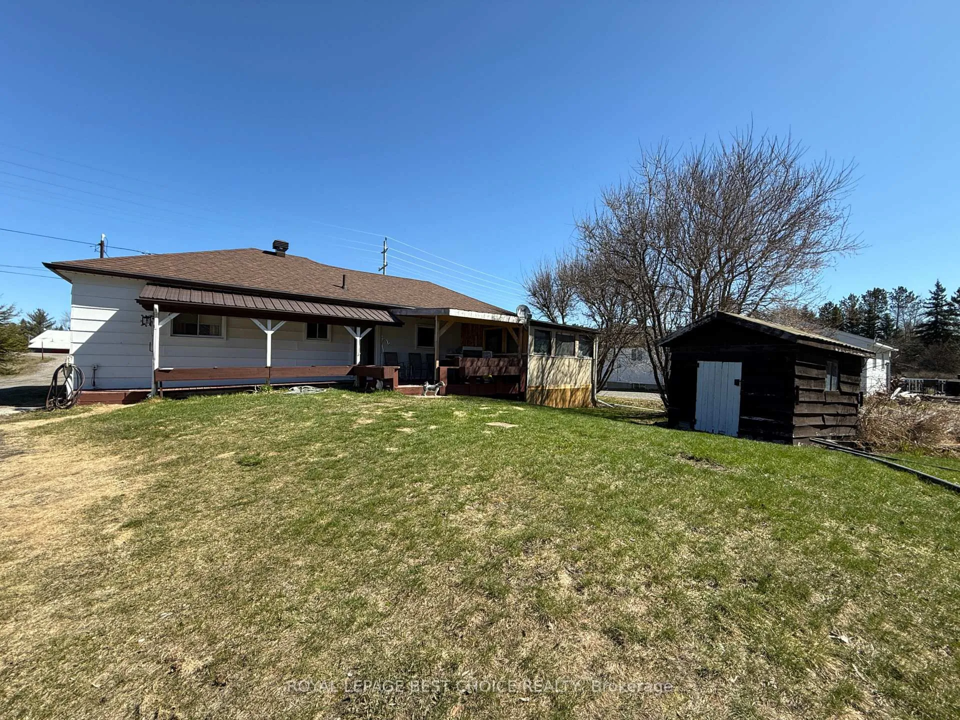 Front of 334442 Highway 11 N