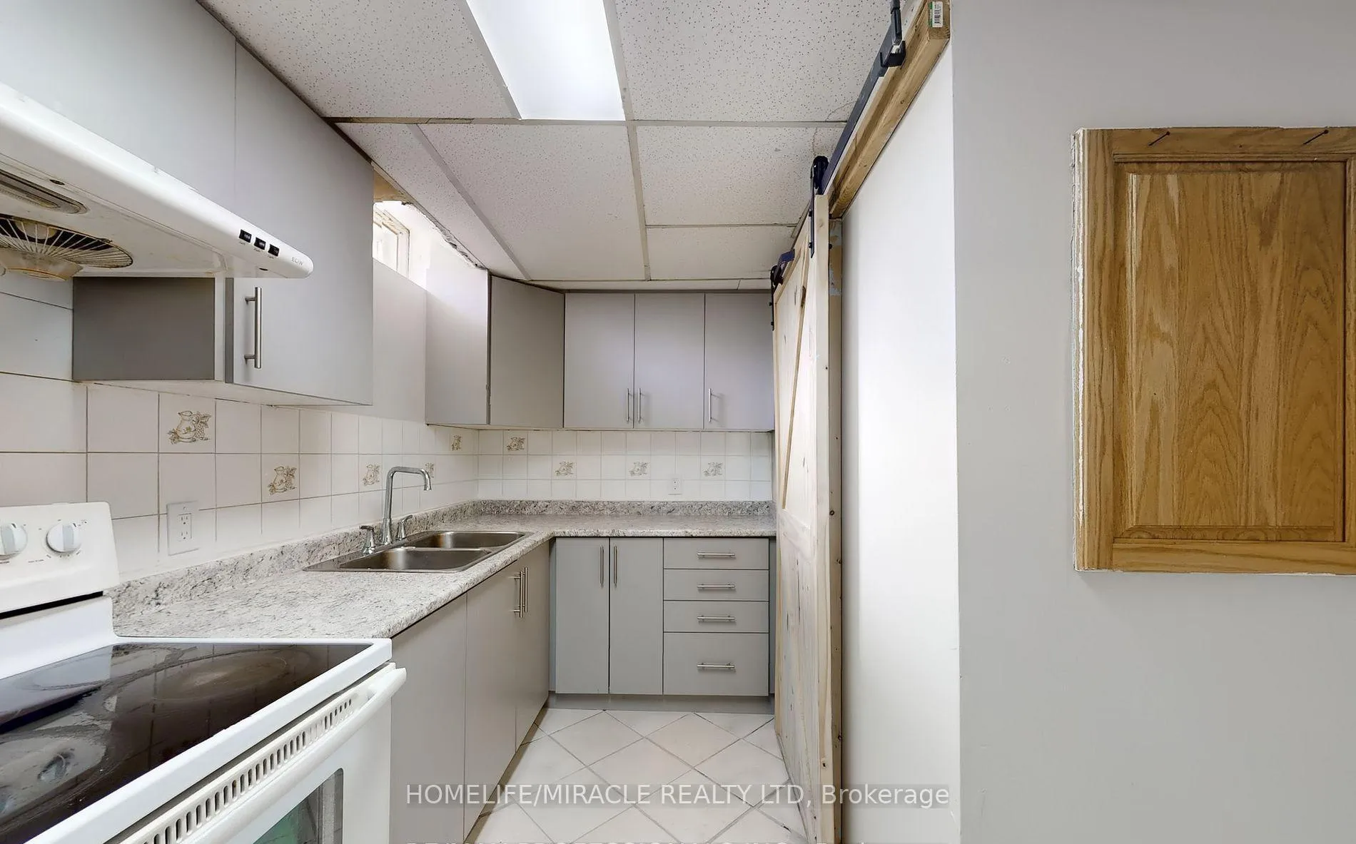 Photo 7 of 20 Nadia Place, Brampton, Westgate — HOMEH